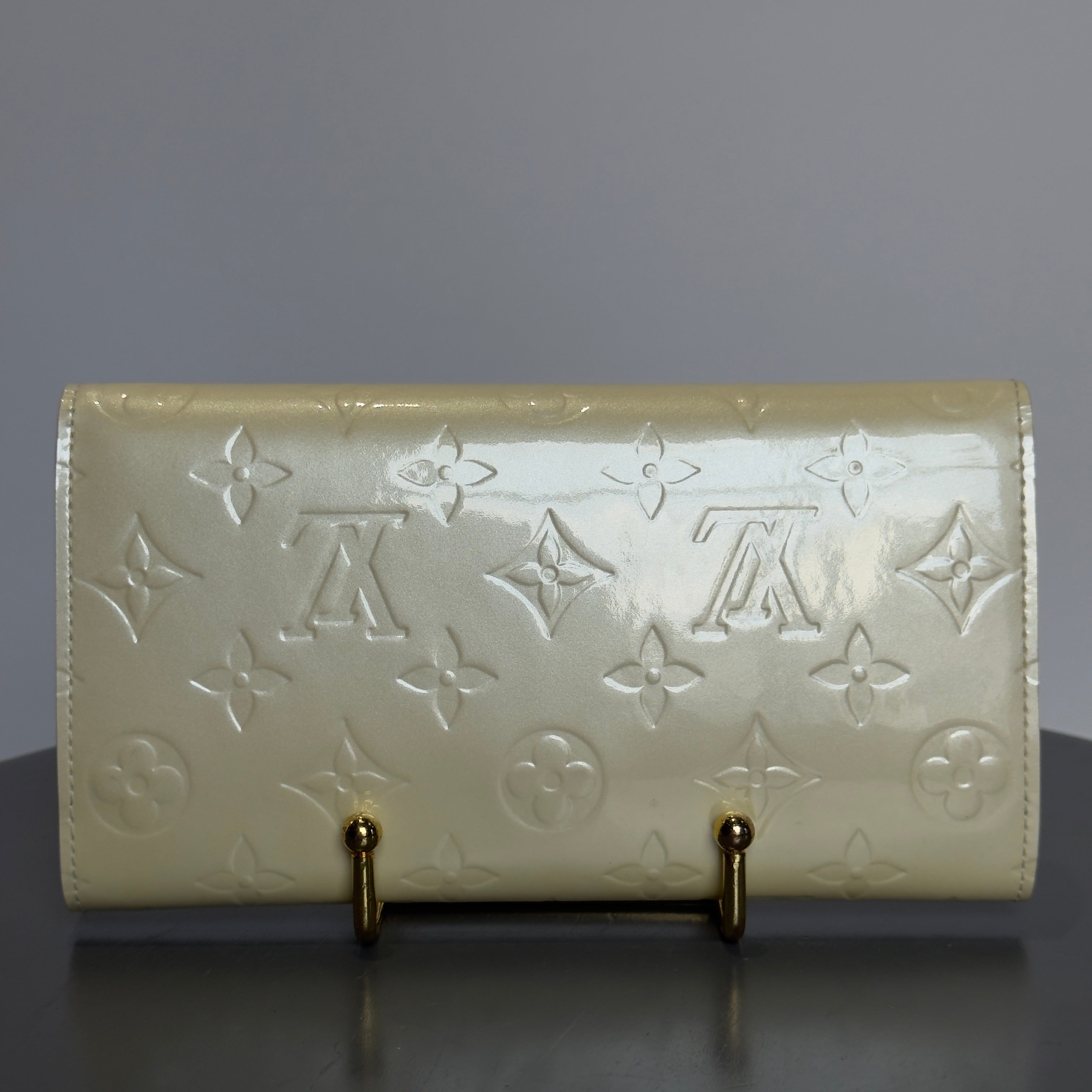 Louis Vuitton Vernis Sarah Wallet