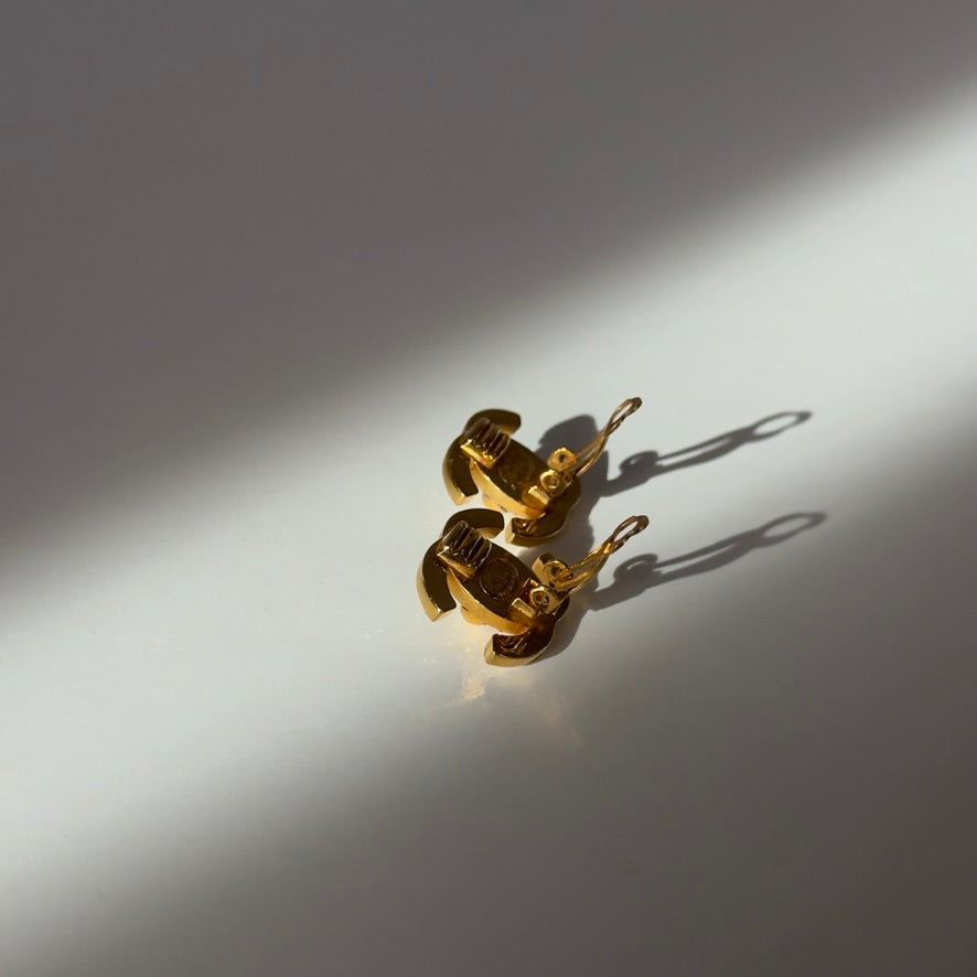 Chanel Rhinestone 1996 Gold Plated CC Turnlock Clip On Earrings - Queen May