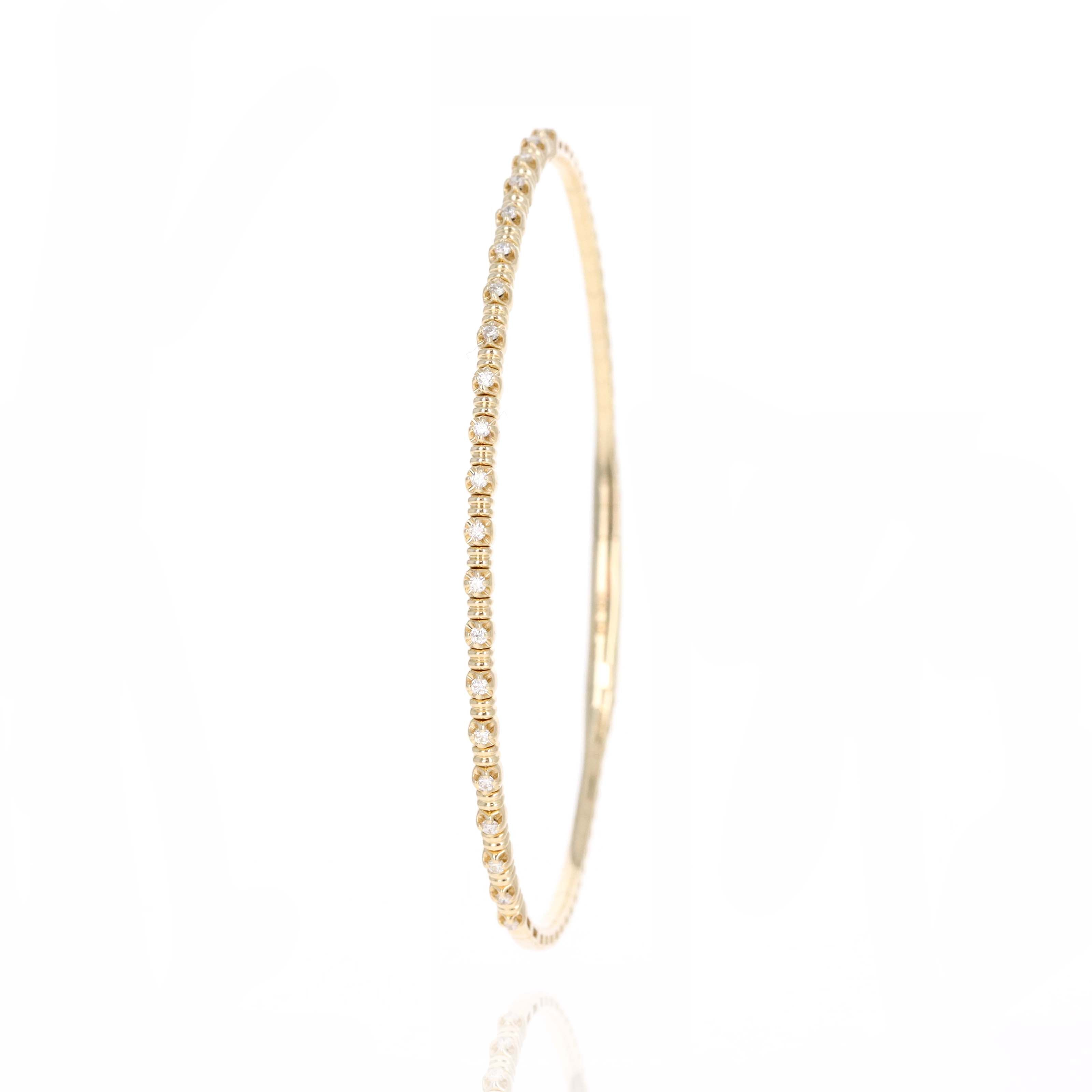 14K Gold 0.20 Carat Diamond Textured Flexible Bangle