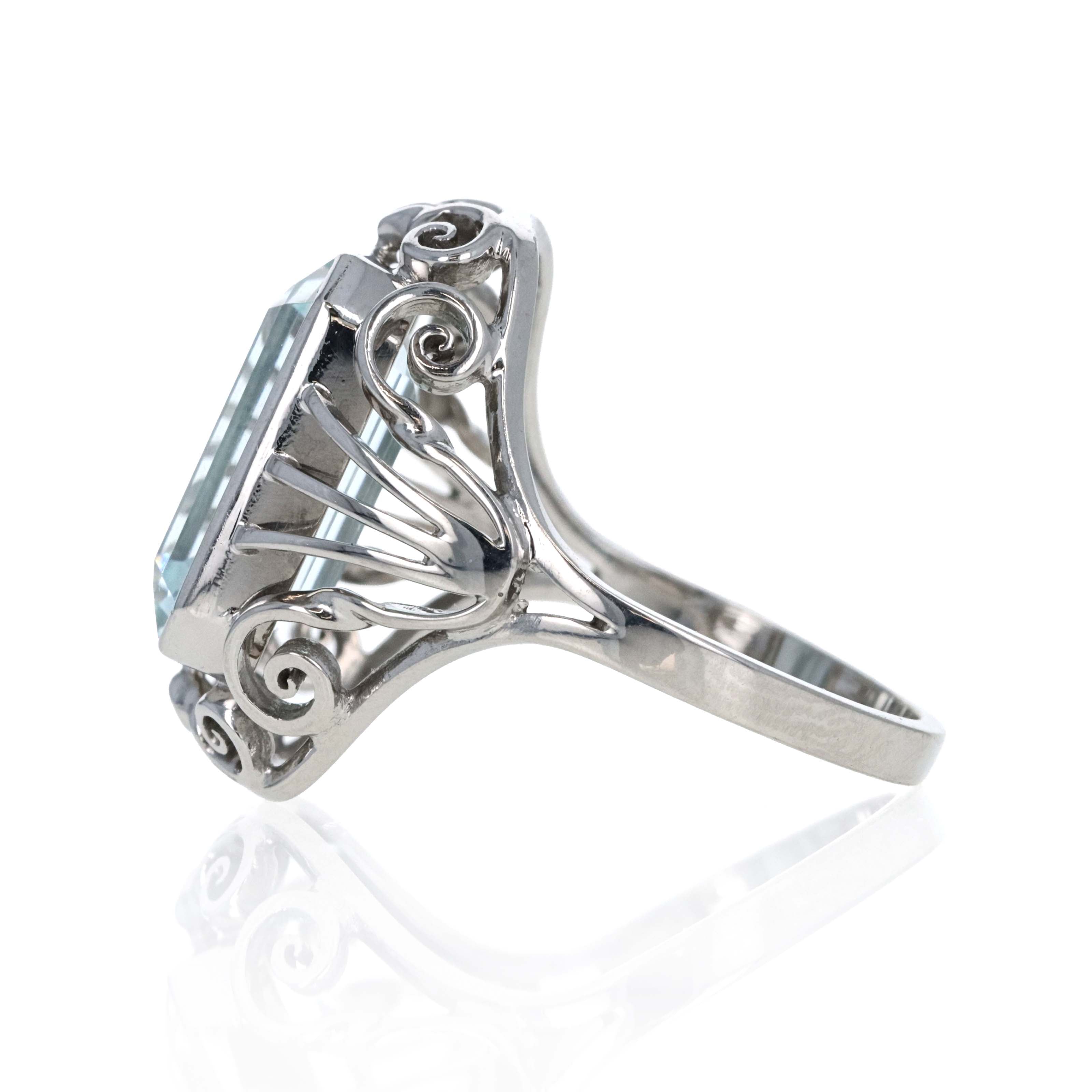 18K White Gold 4.65 Carat Aquamarine Bezel Filigree Ring - Queen May