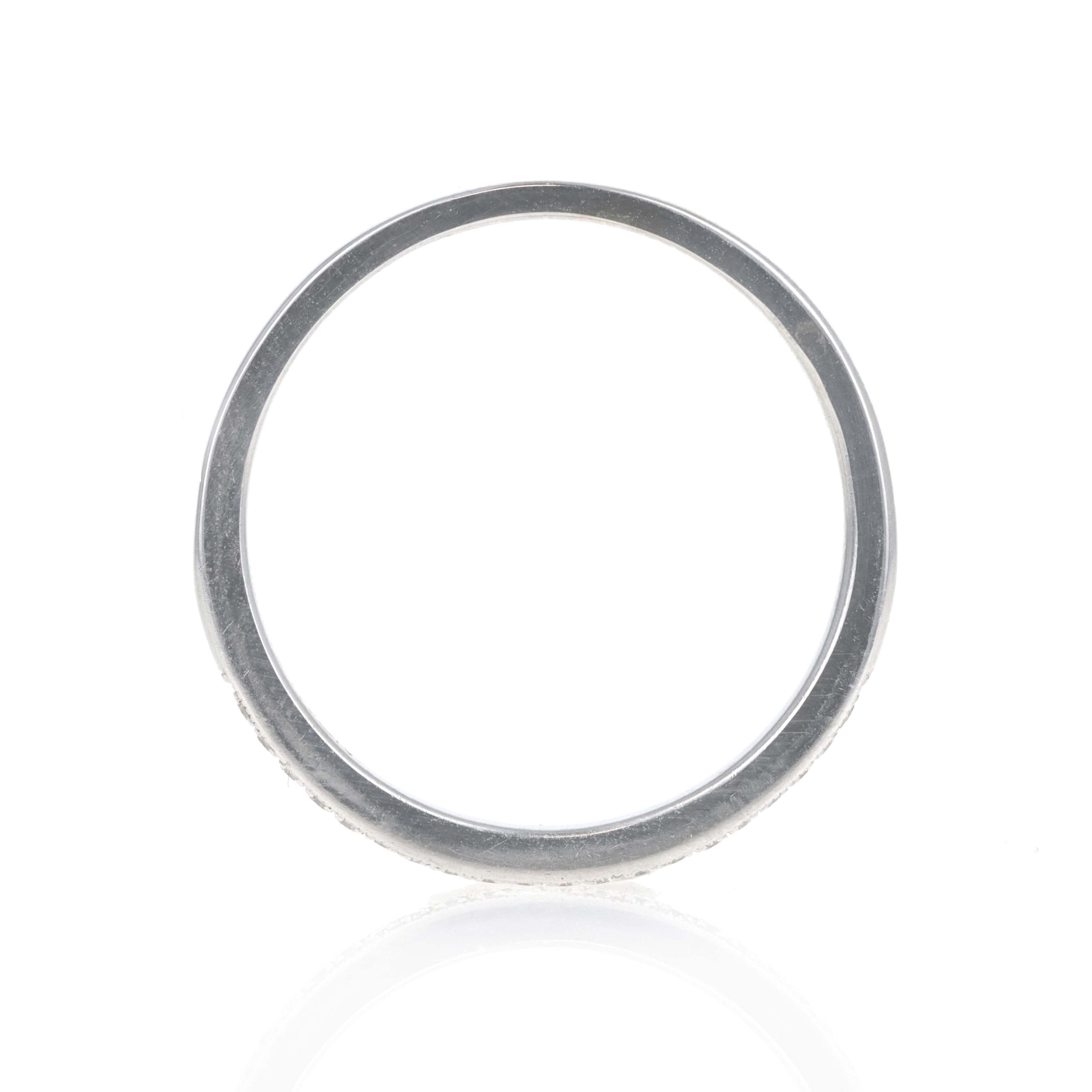 14K White Gold 0.15 Carat Round Diamond Milgrain Wedding Band - Queen May