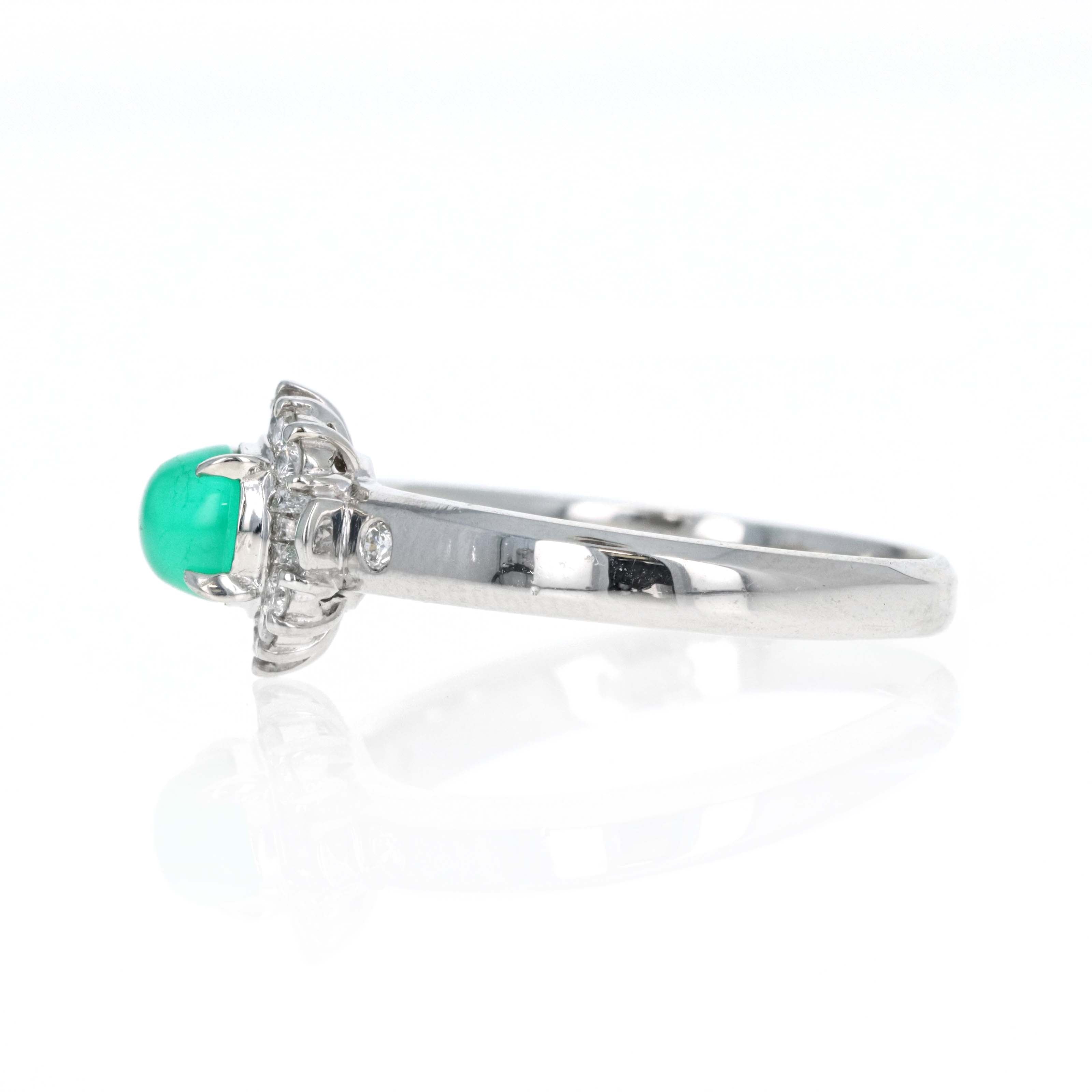 Platinum 0.78 Carat Round Cabochon Emerald Diamond Accented Fan Ring - Queen May