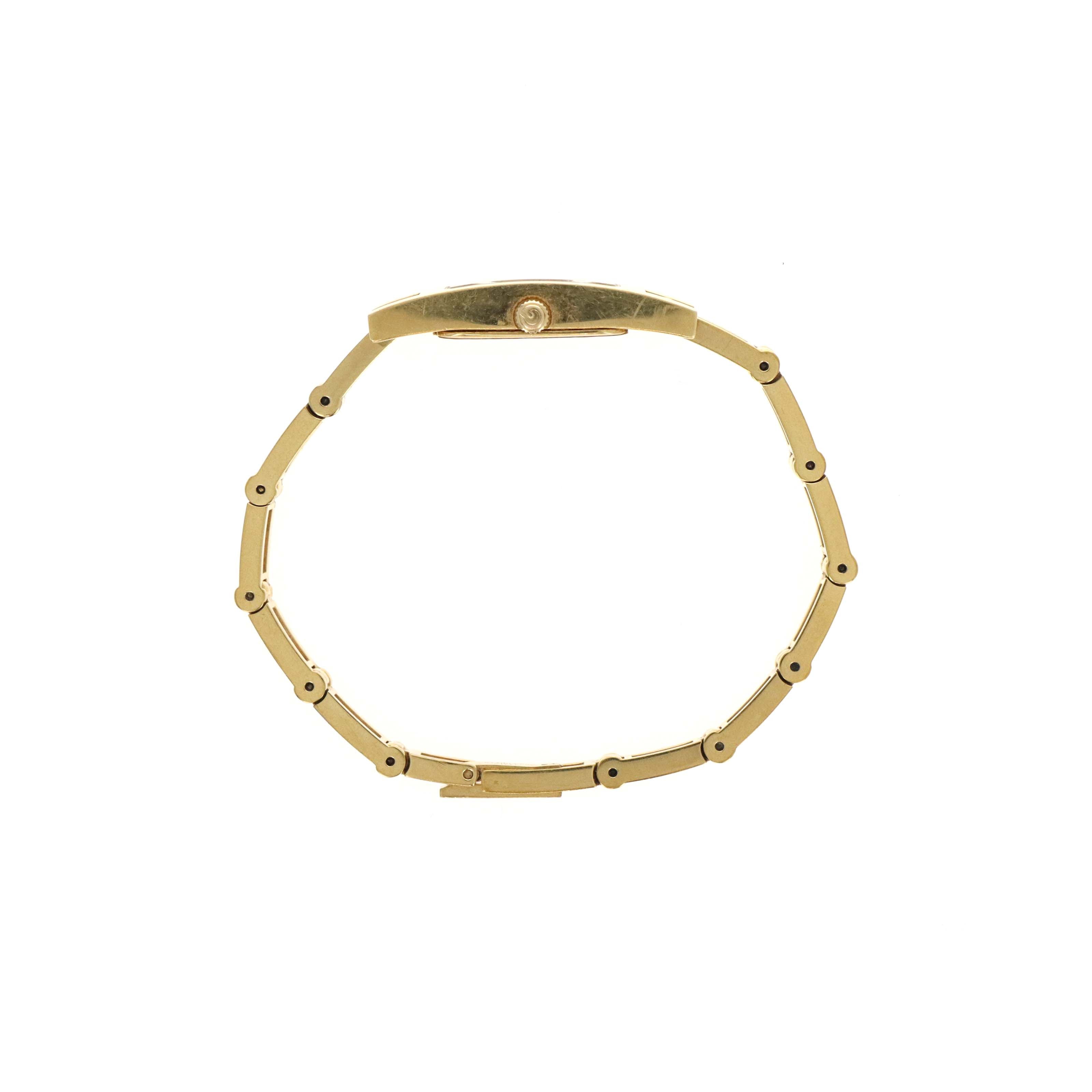 Gucci 9900L Gold Tone Watch - Queen May