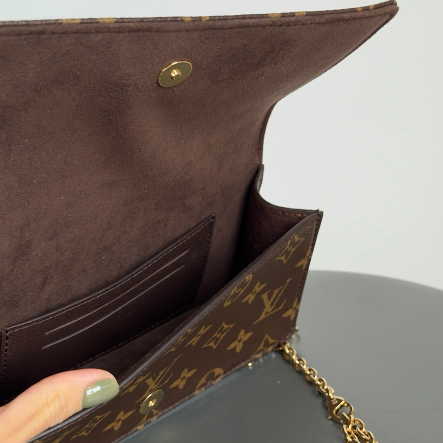 Louis Vuitton Monogram Lily Wallet on Chain - Queen May