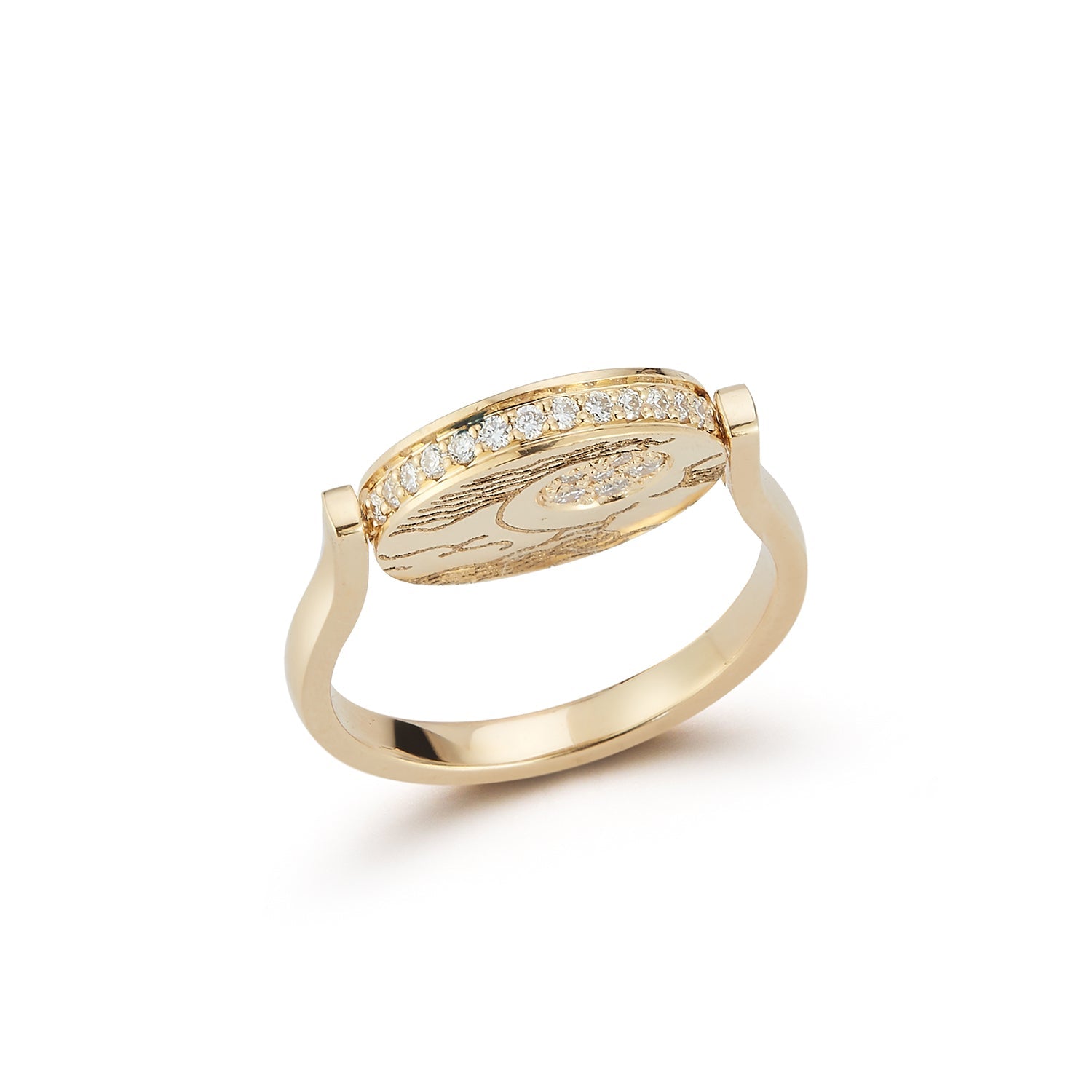Renna Nightscape Spin Ring - Queen May