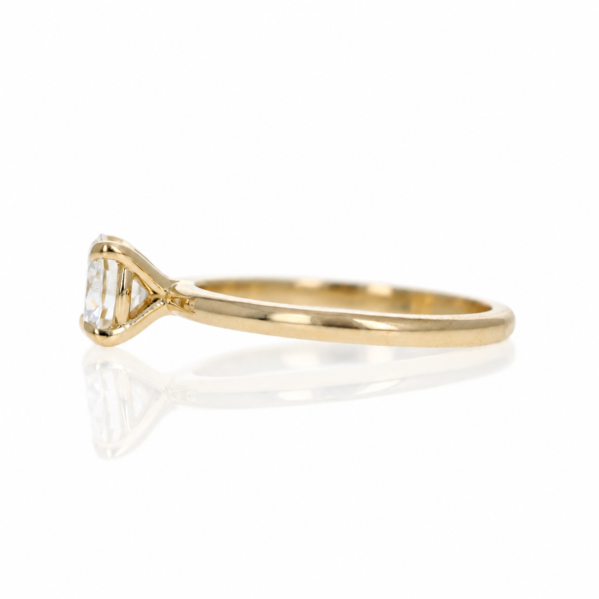 14K Yellow Gold 0.96 Carat Round Brilliant Diamond Engagement Ring - Queen May