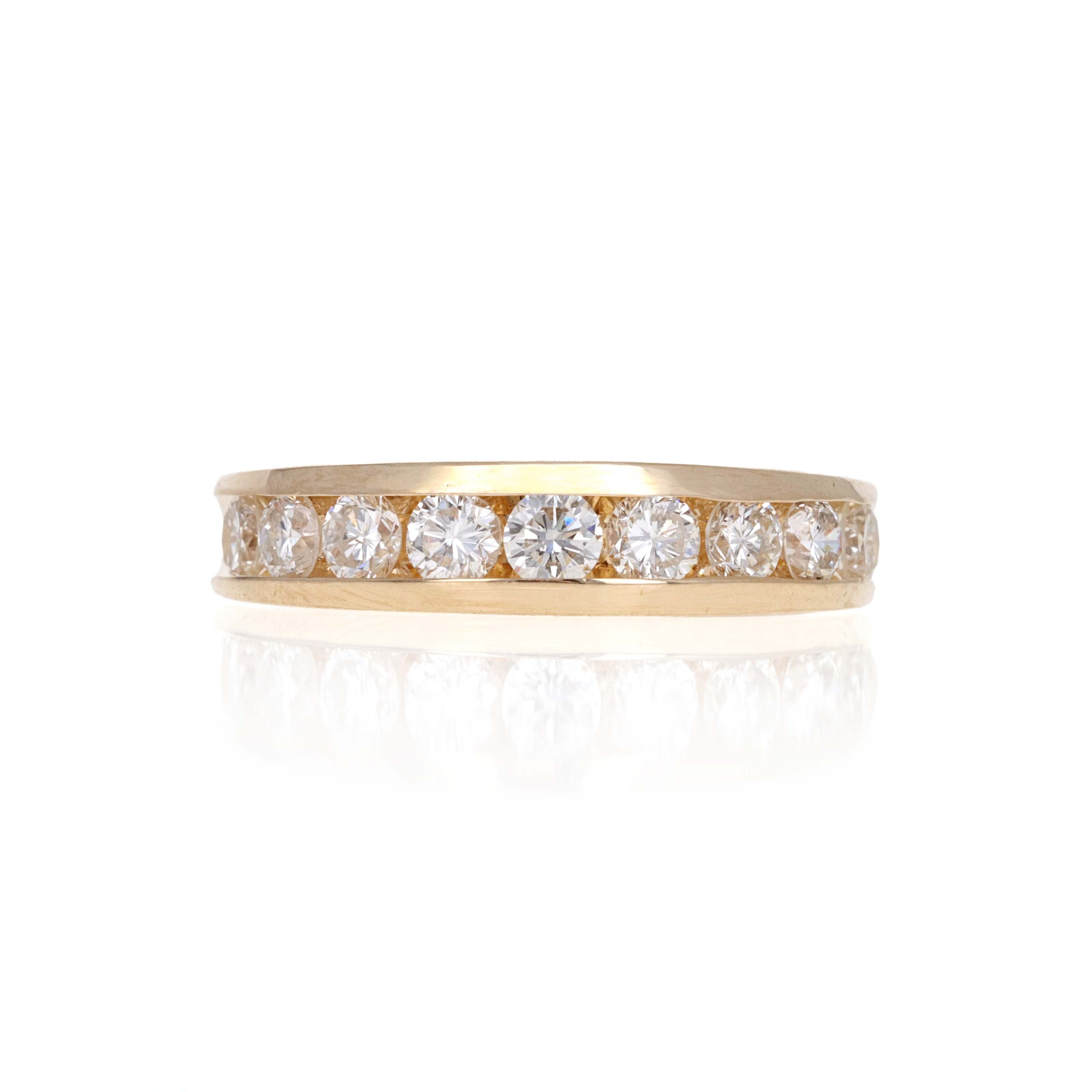 14K Yellow Gold 0.90 Carat Round Brilliant Diamond Wedding Band