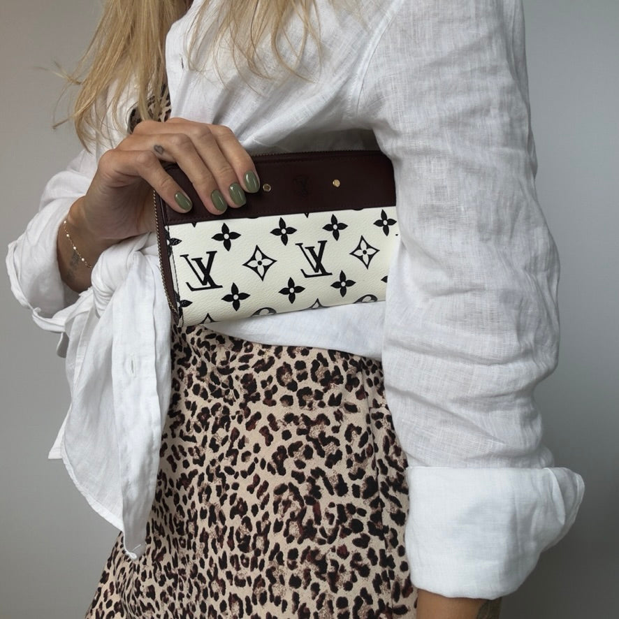 Louis Vuitton Black and White Monogram Gamma Zippy Wallet - Queen May