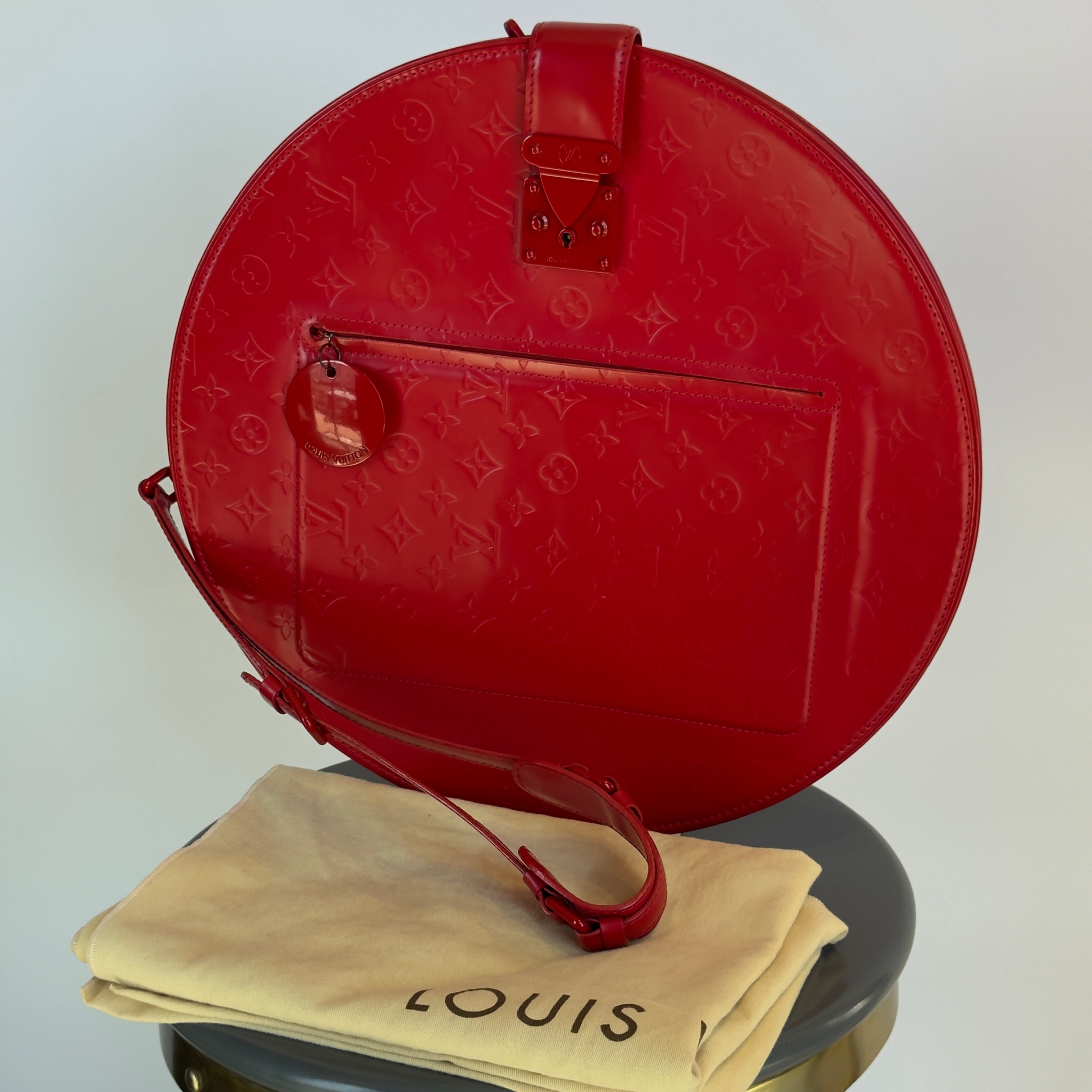 Louis Vuitton Red Monogram Matte Leather Op Art Round Bag x Marc Jacobs - Queen May