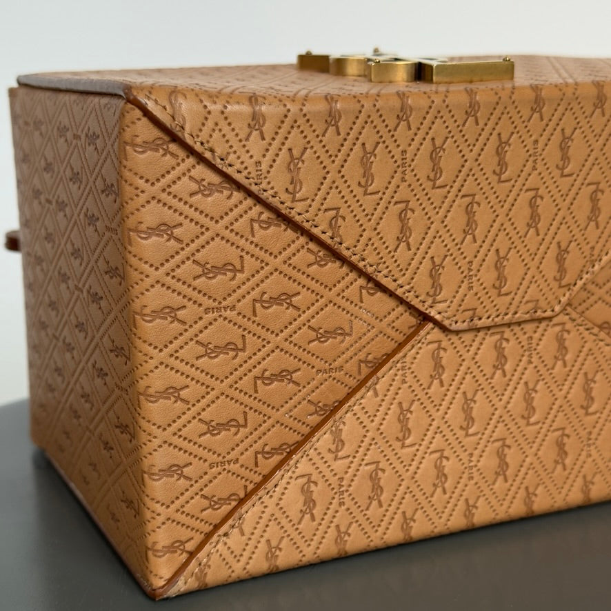 Saint Laurent Take Away Box in Leather - Queen May