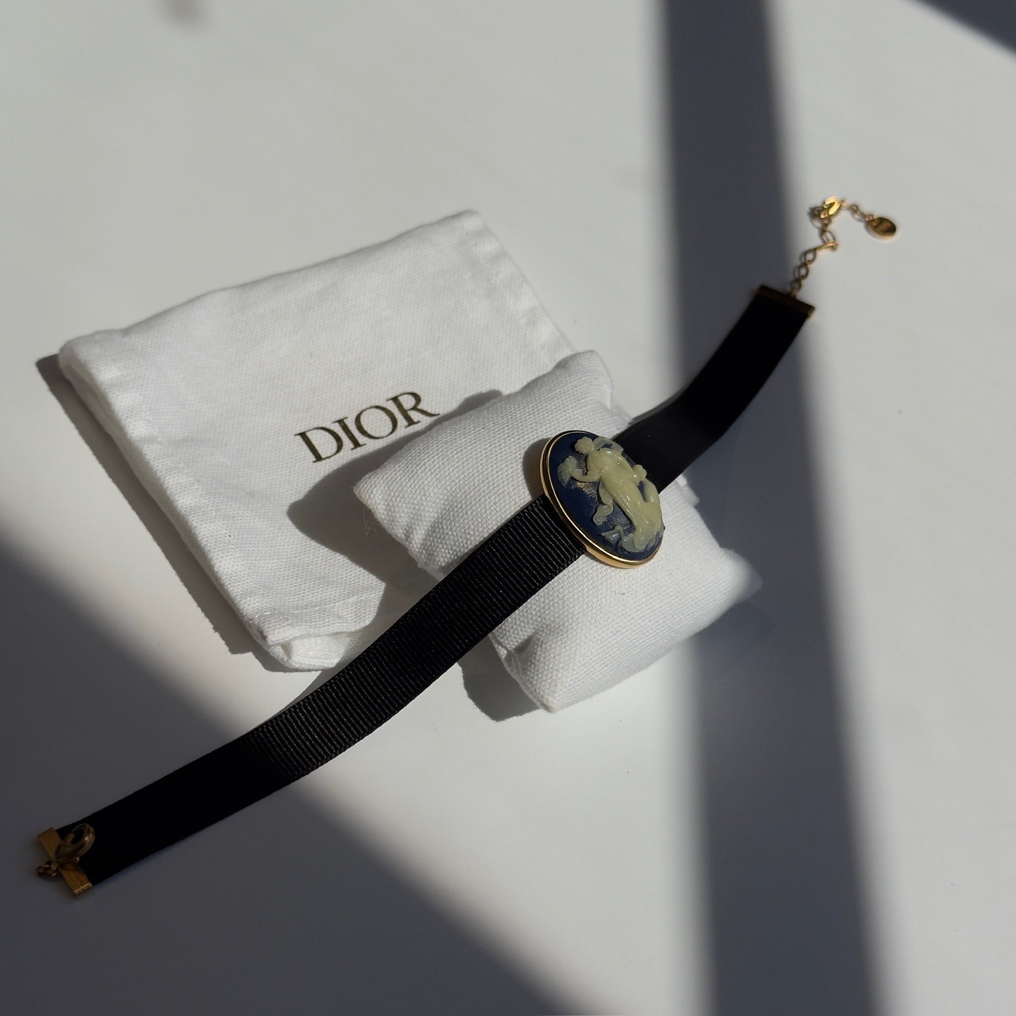 Christian Dior D-Cameo Resin Ribbon Choker - Queen May
