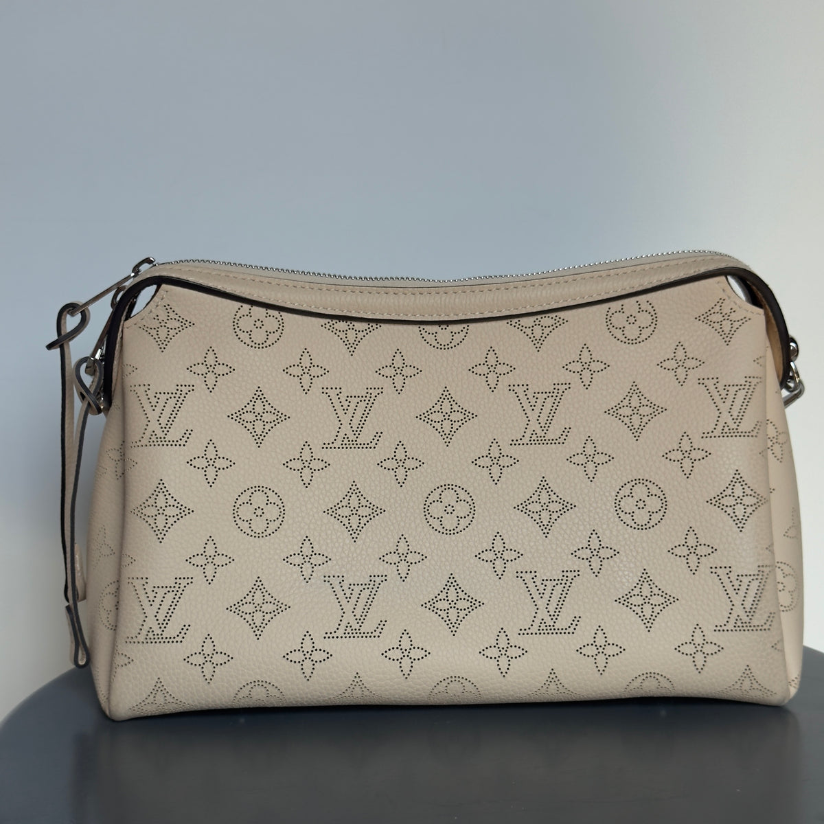 Louis Vuitton Hand It All Mahina PM - Queen May