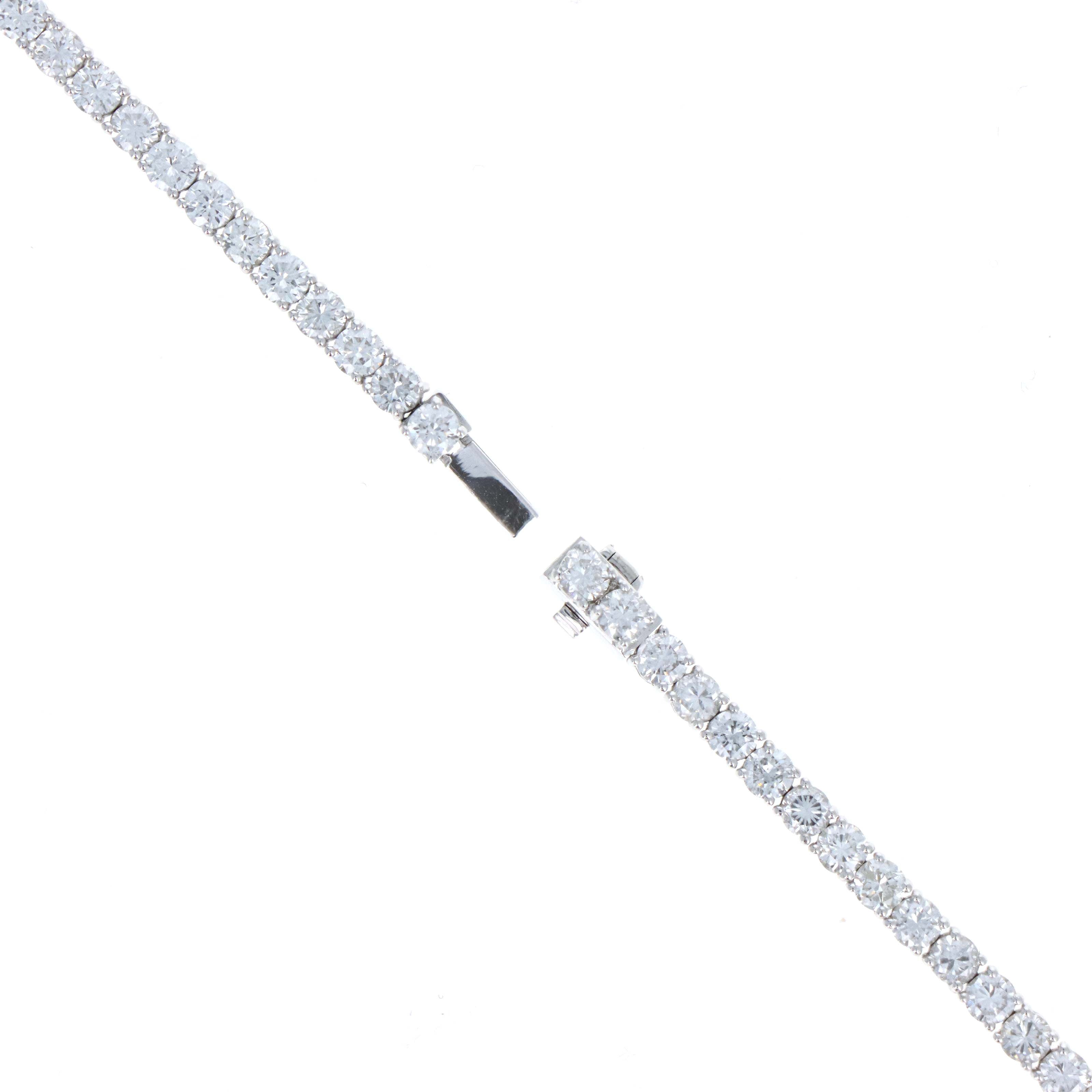 Platinum 6.13 Carat Round Brilliant Diamond Tennis Bracelet - Queen May