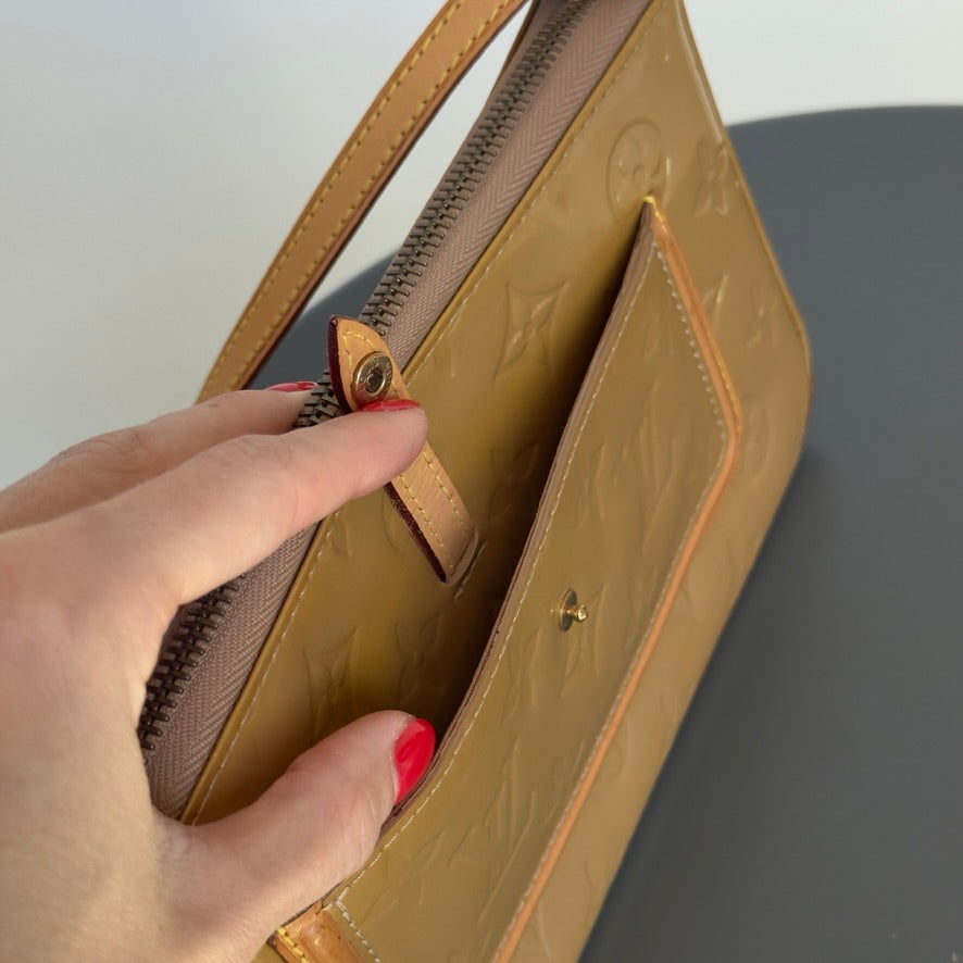Louis Vuitton Monogram Vernis Mallory Square - Queen May