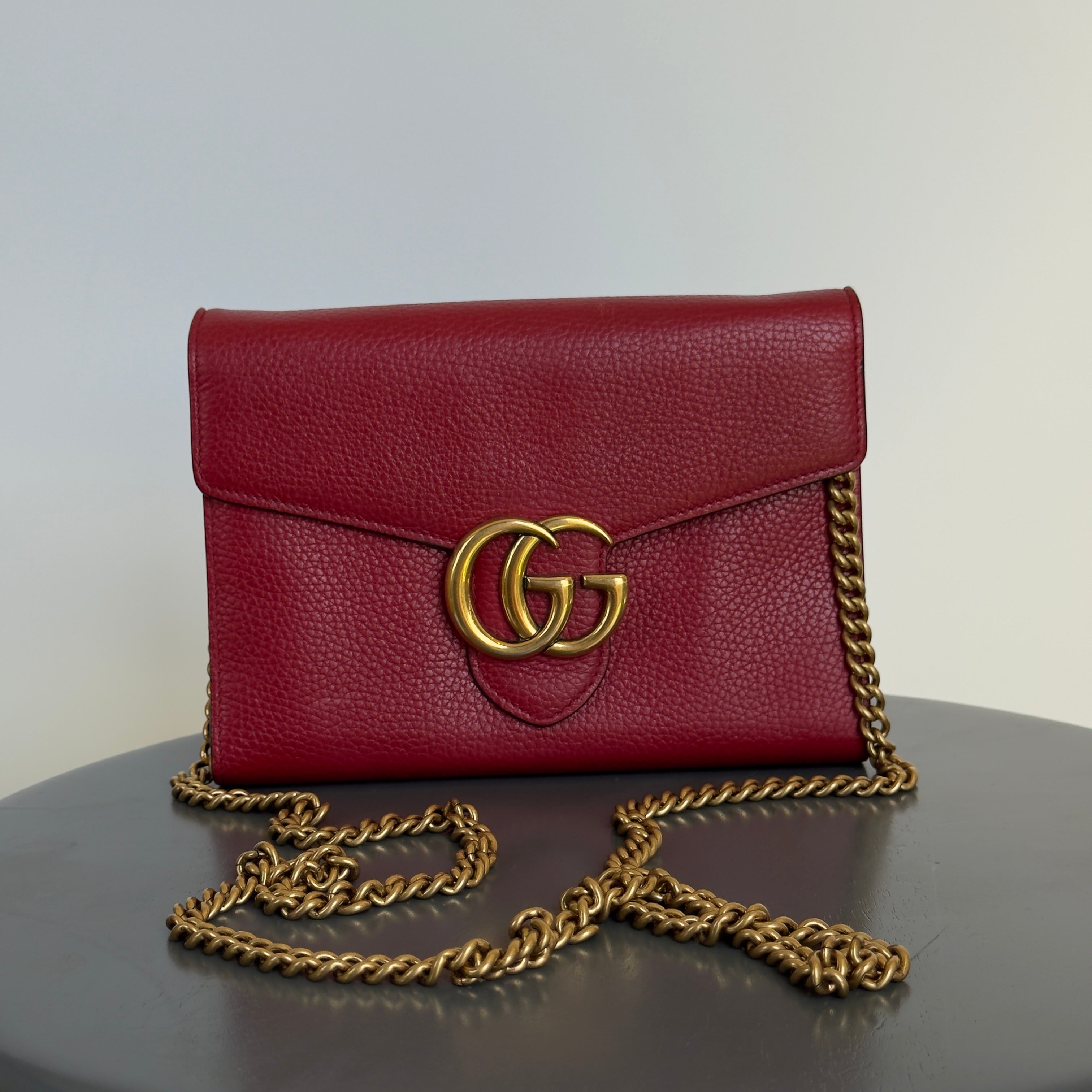 Gucci GG Marmont Chain Wallet Red - Queen May