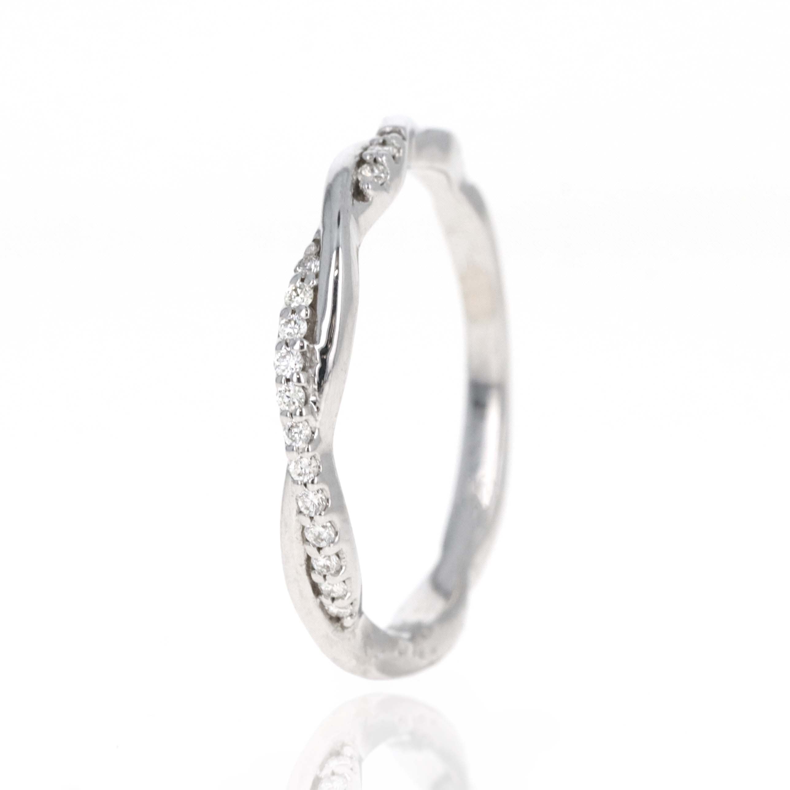 14K Gold Diamond Twist Wedding Band - Queen May