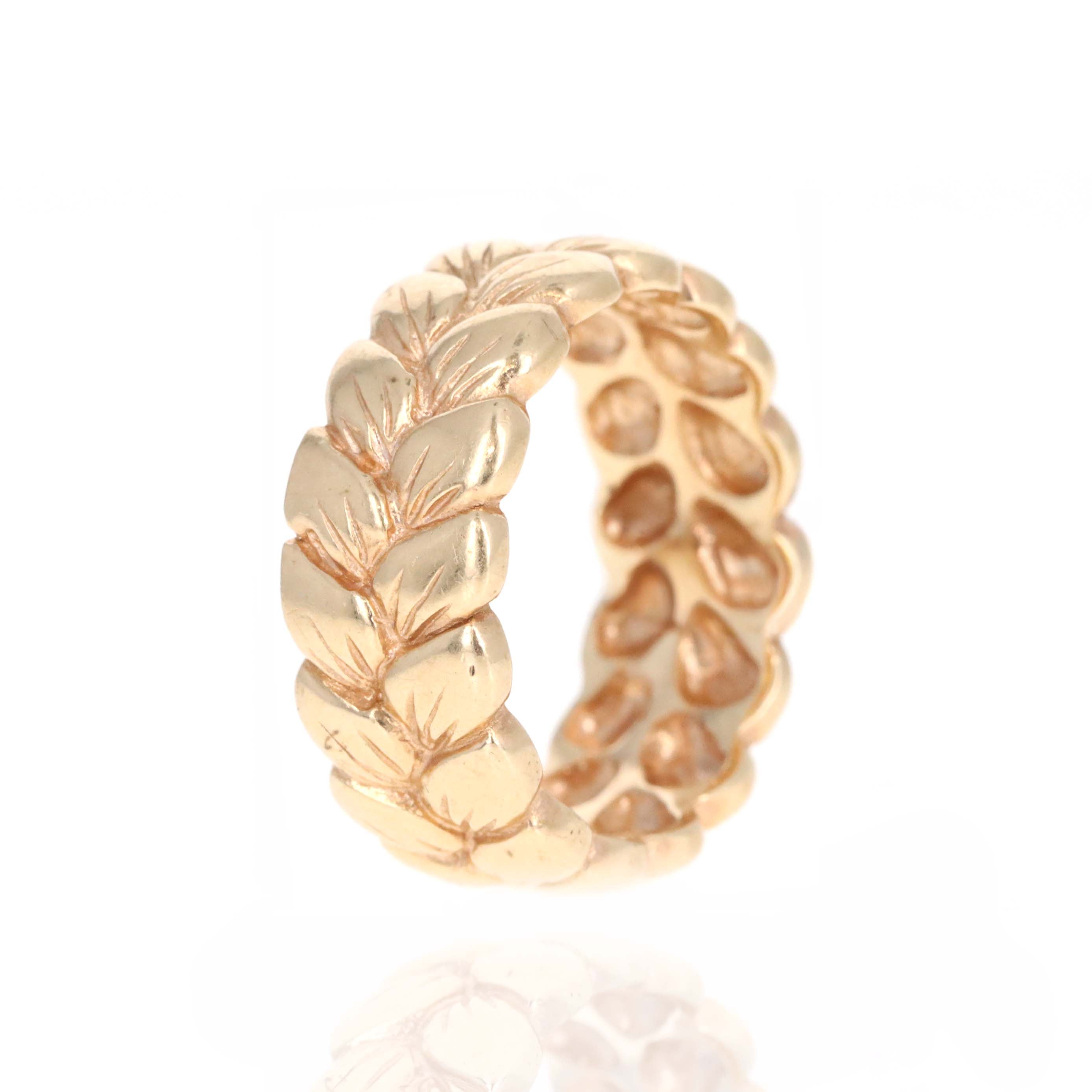 14K Yellow Gold Laurel Wreath Band - Queen May