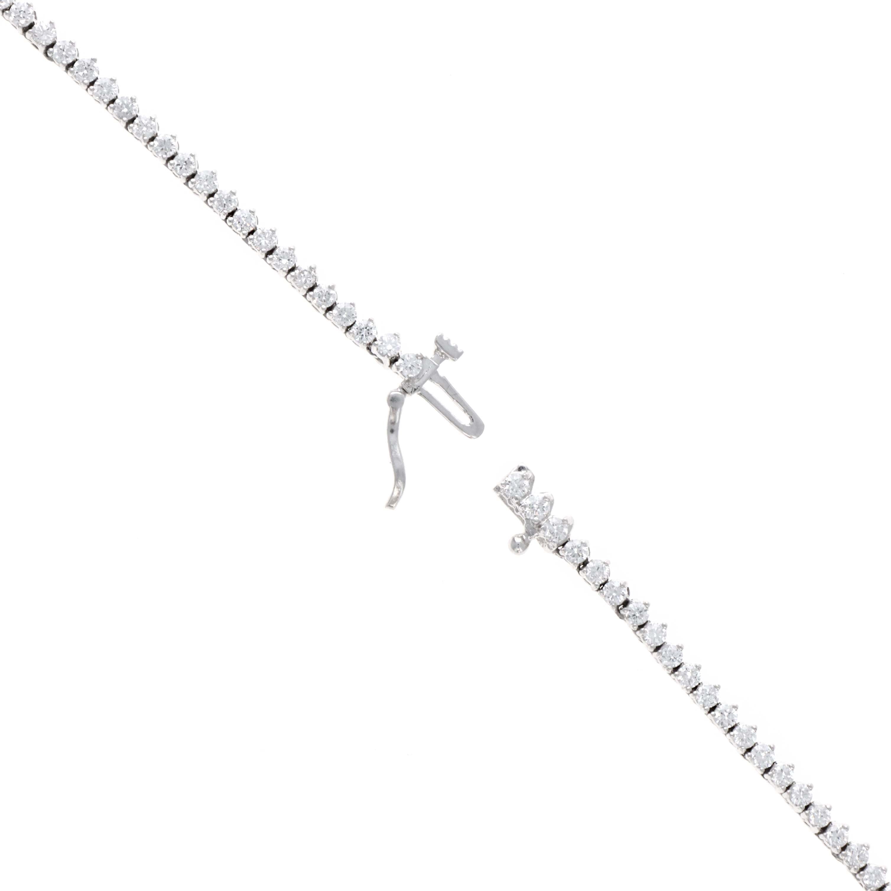 14K White Gold 8 Carat Graduated Round Diamond Riviera Tennis Necklace - Queen May