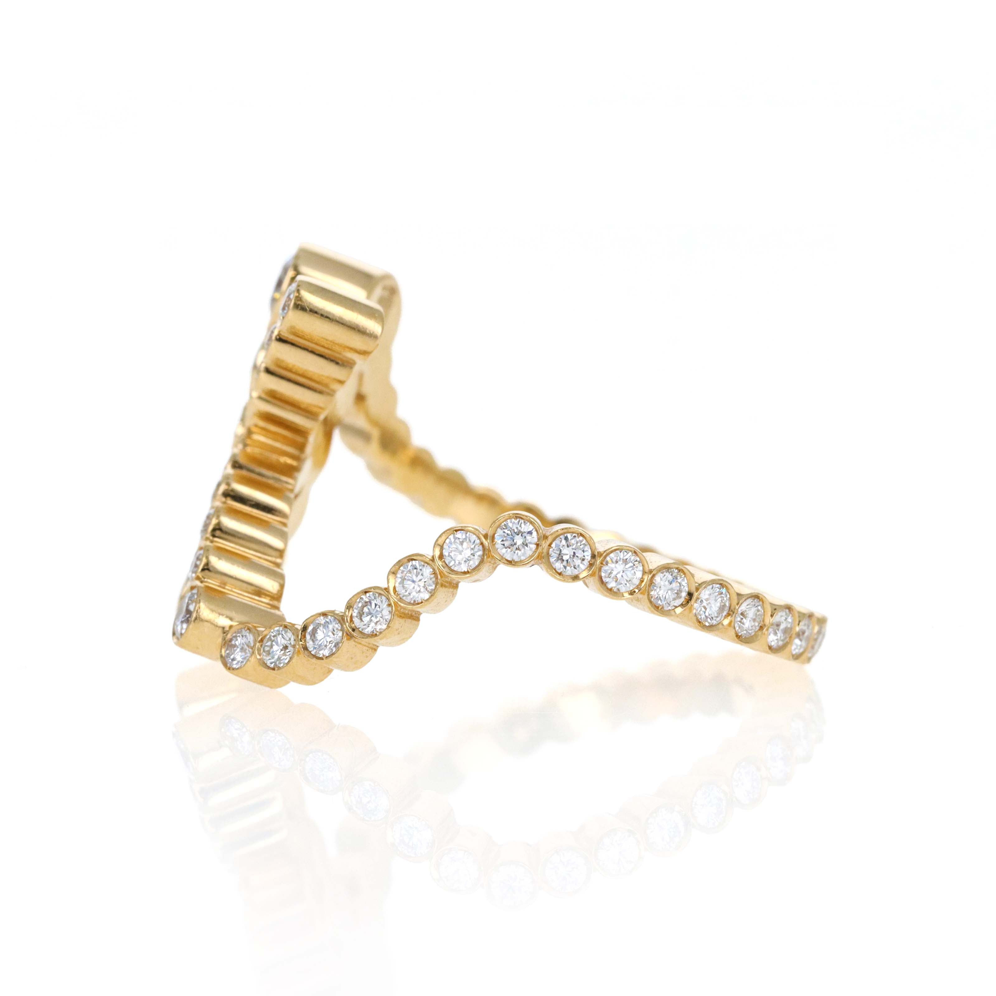 Sophie Bille Brahe 18K Yellow Gold Ensemble "K" 1.08 Carat Diamond Ring - Queen May