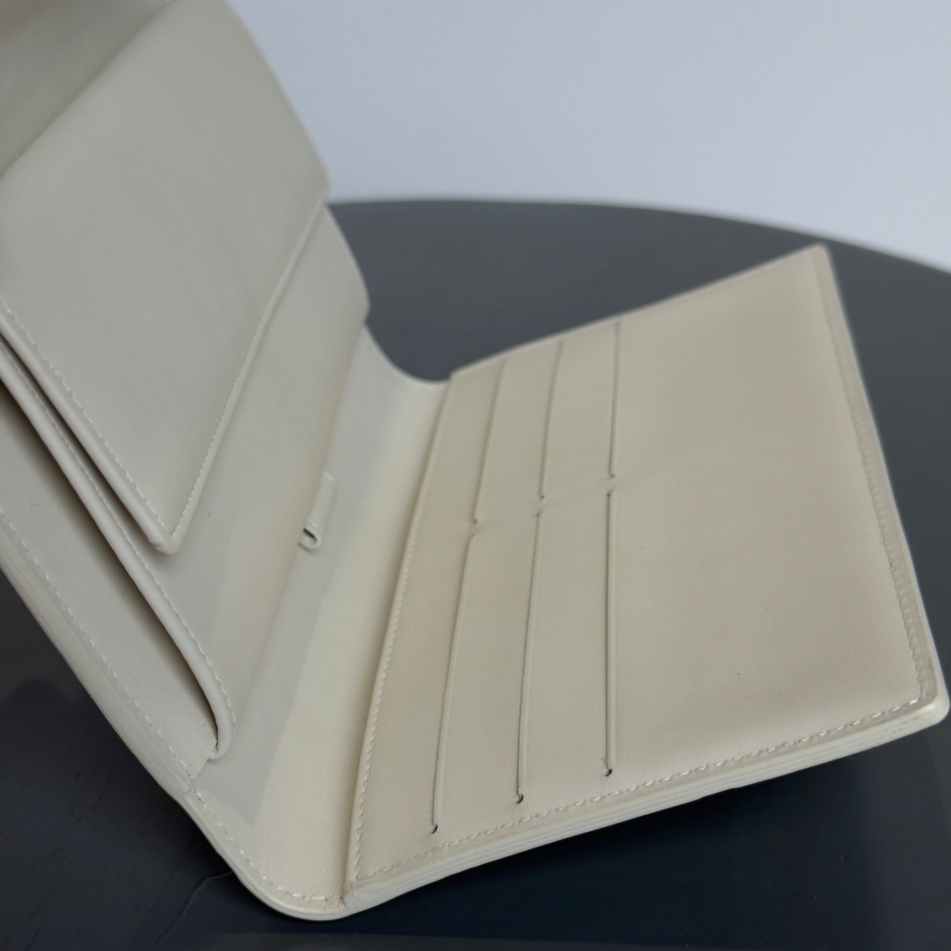 Louis Vuitton Vernis Sarah Wallet