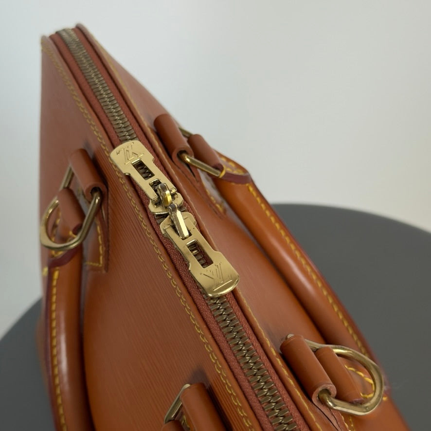 Louis Vuitton Epi Alma PM - Queen May