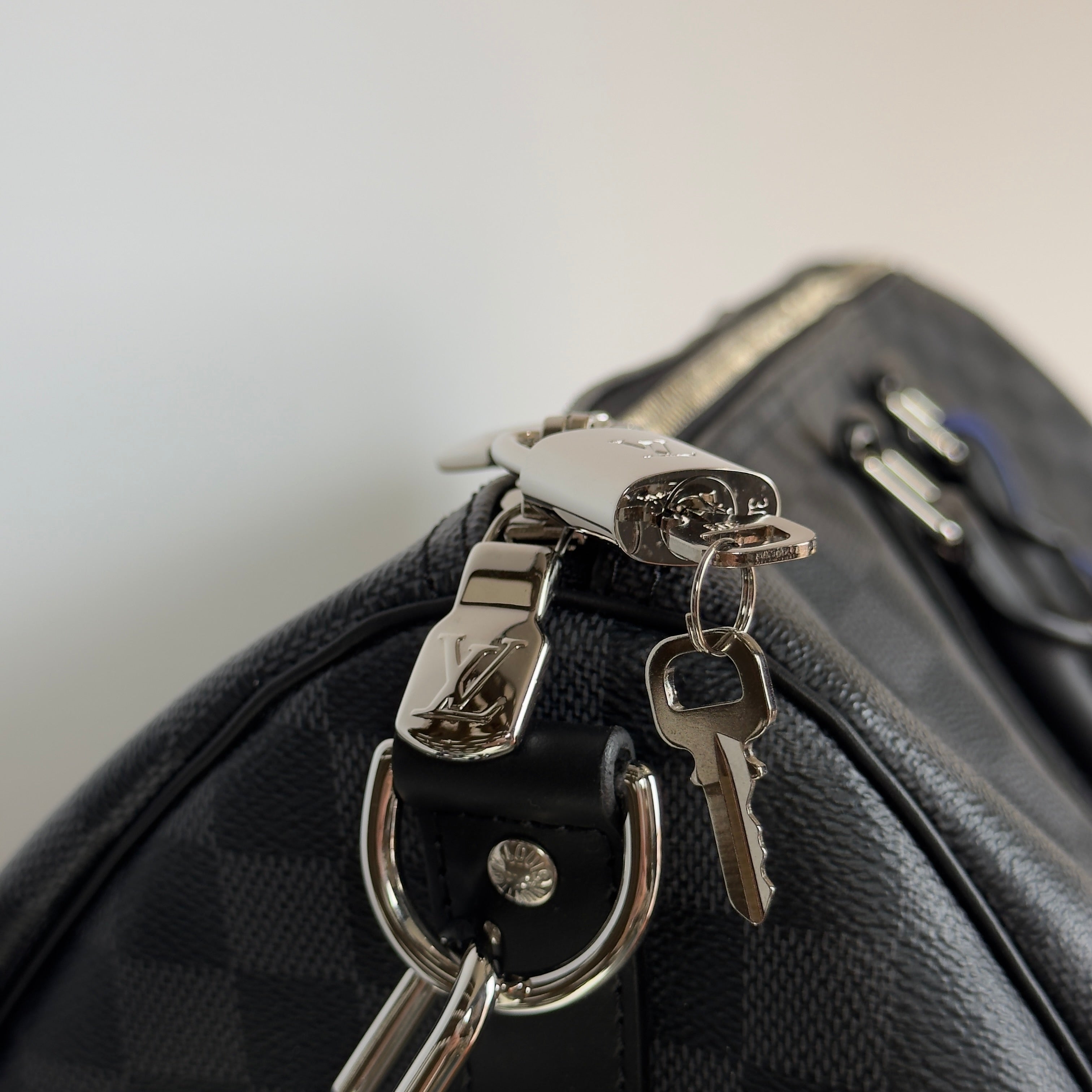 Louis Vuitton Keepall Bandouliere 50 Damier Graphite Indigo - Queen May