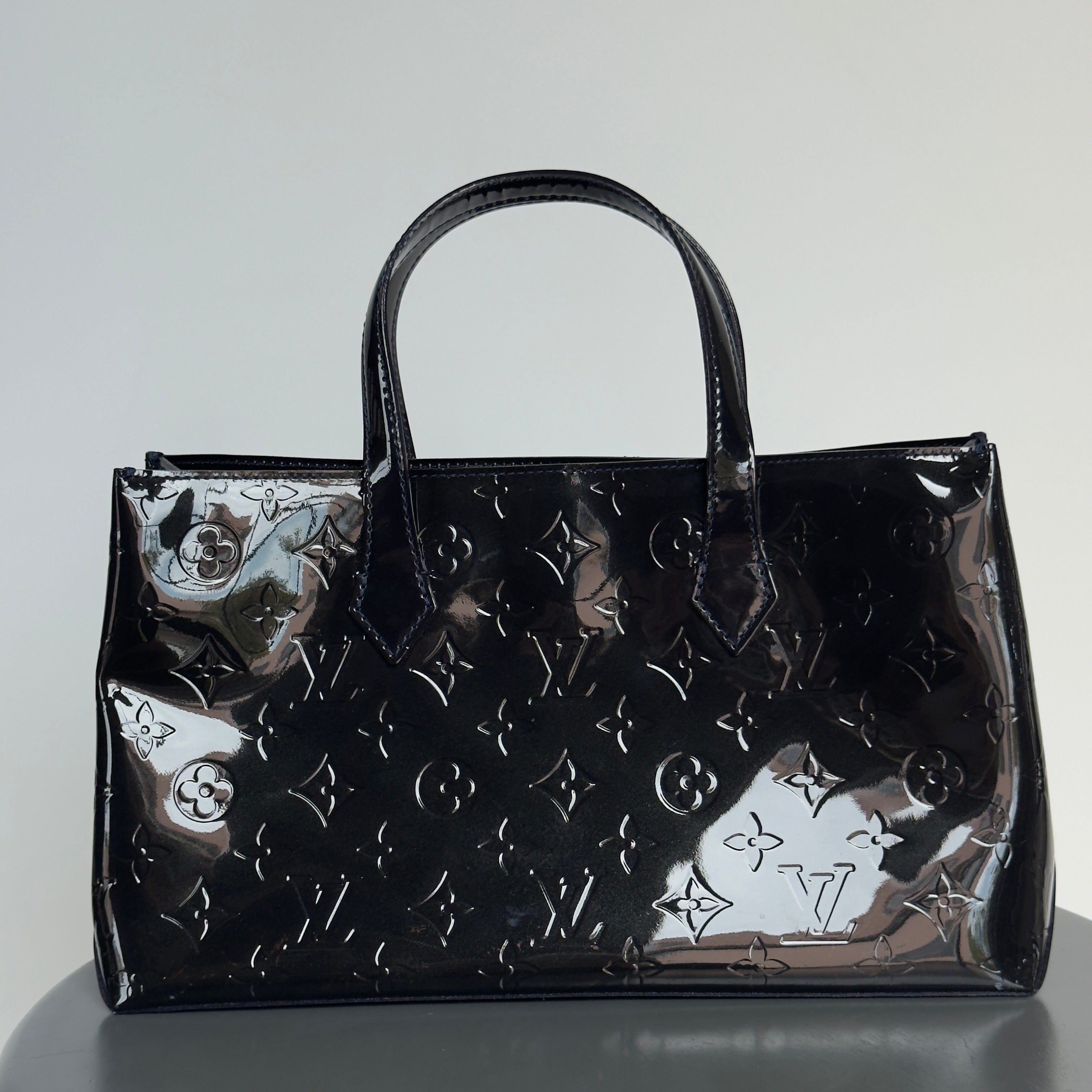 Louis Vuitton Black Vernis Wilshire - Queen May