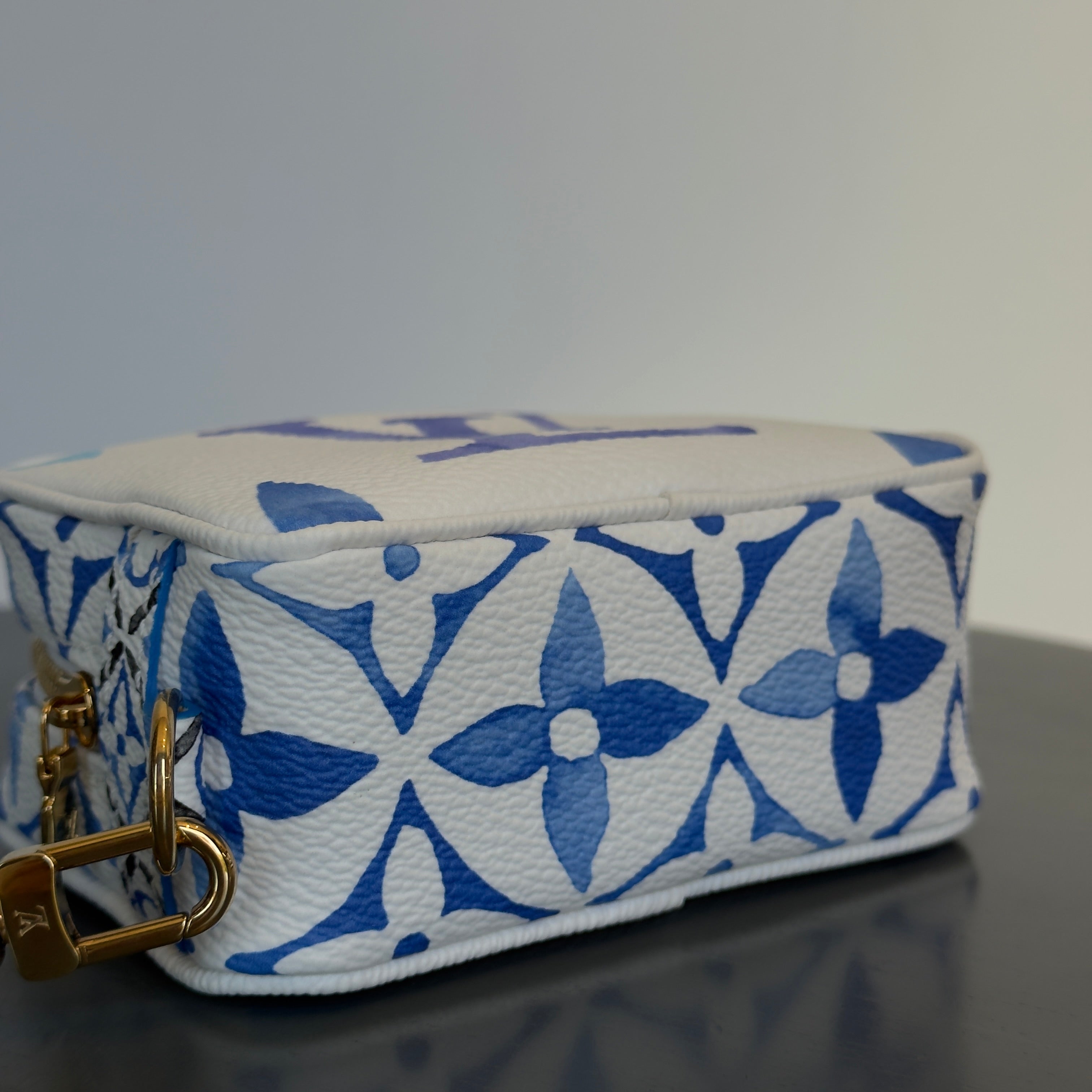 Louis Vuitton Wapity Resort Bleu