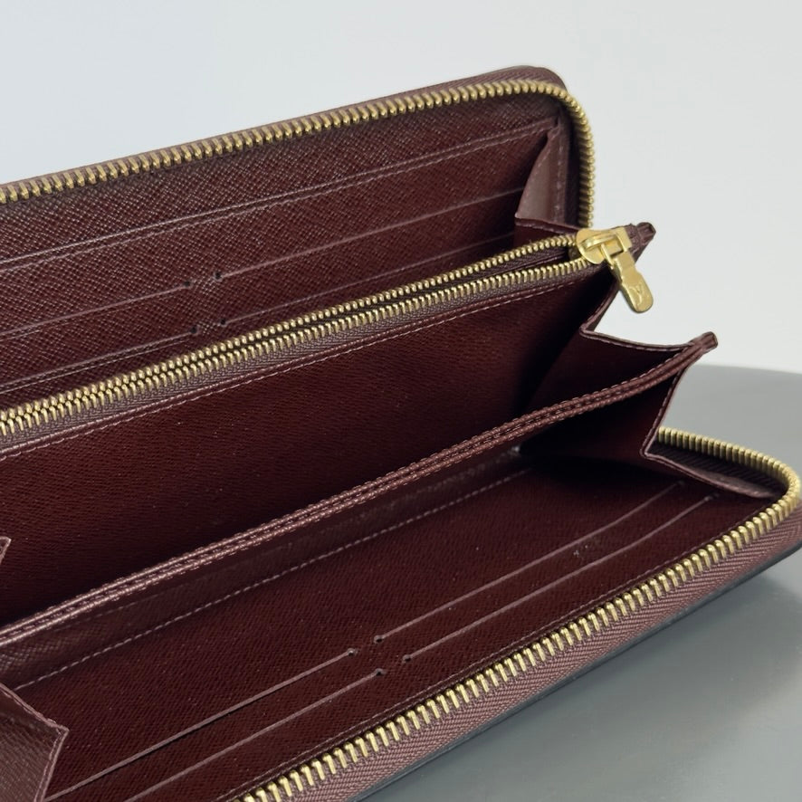 Louis Vuitton Black and White Monogram Gamma Zippy Wallet - Queen May