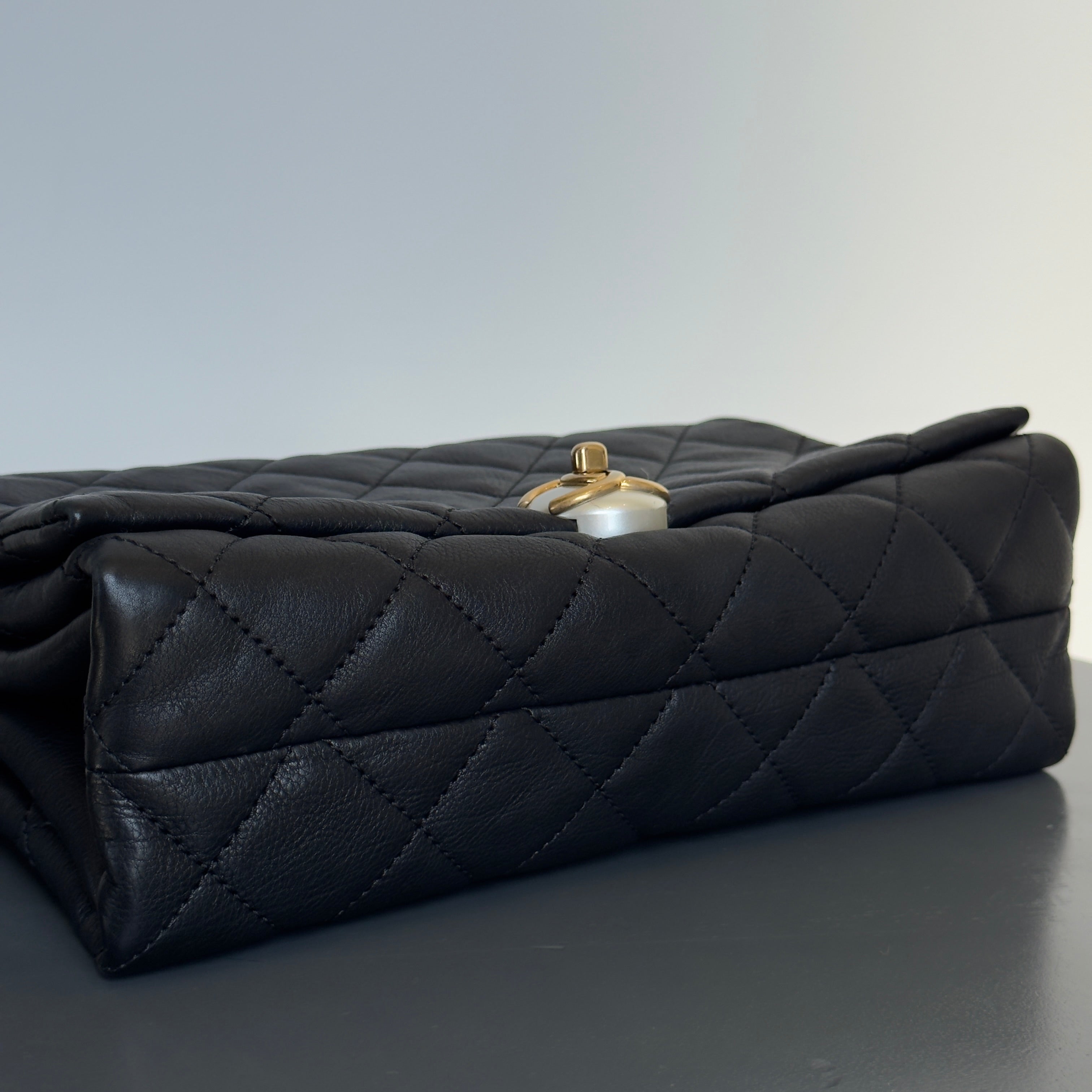 Chanel Pearl Accordion Flapbag - Queen May