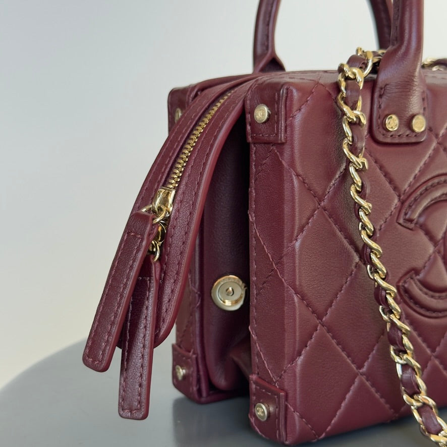 Chanel Quilted CC Vanity Case - Queen May