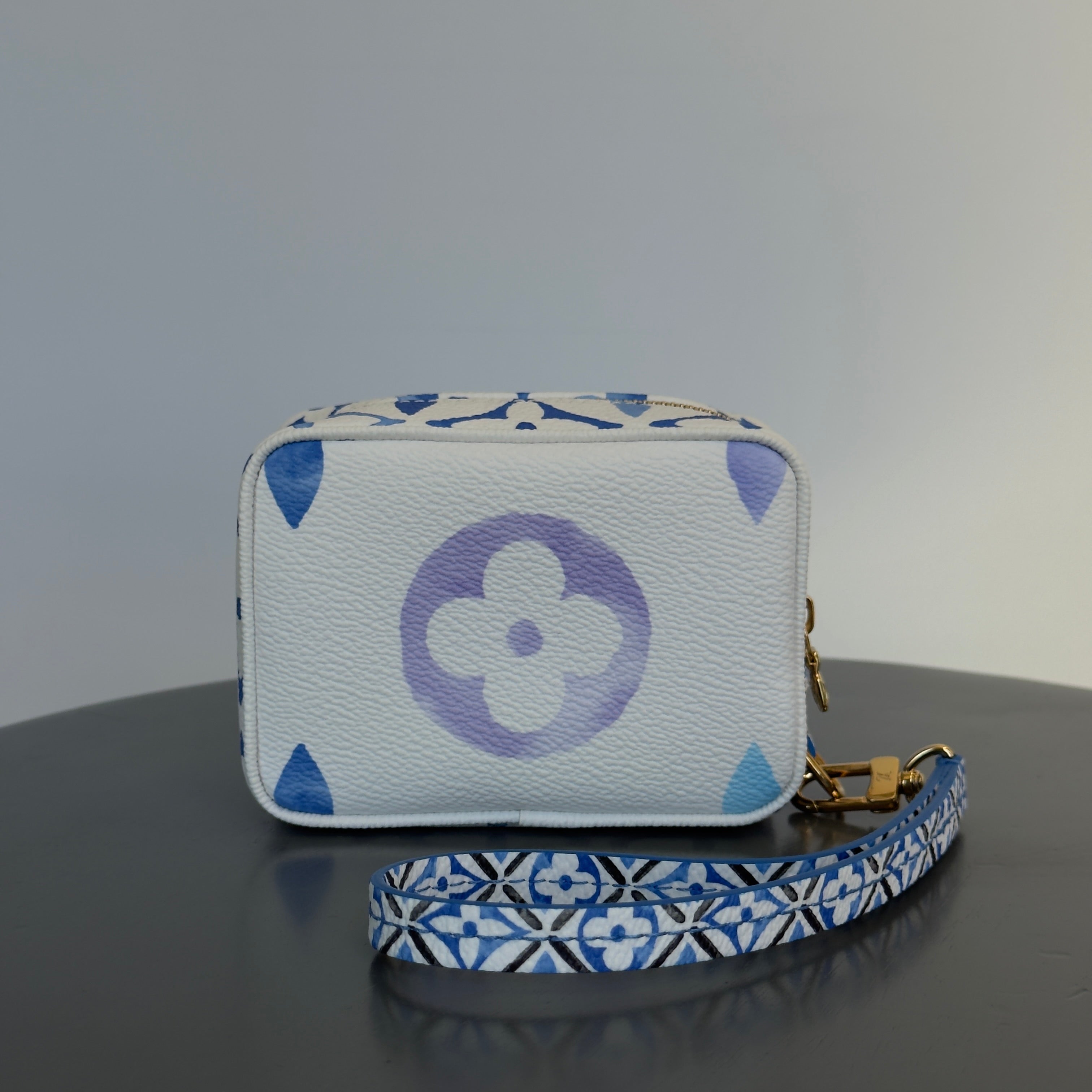 Louis Vuitton Wapity Resort Bleu