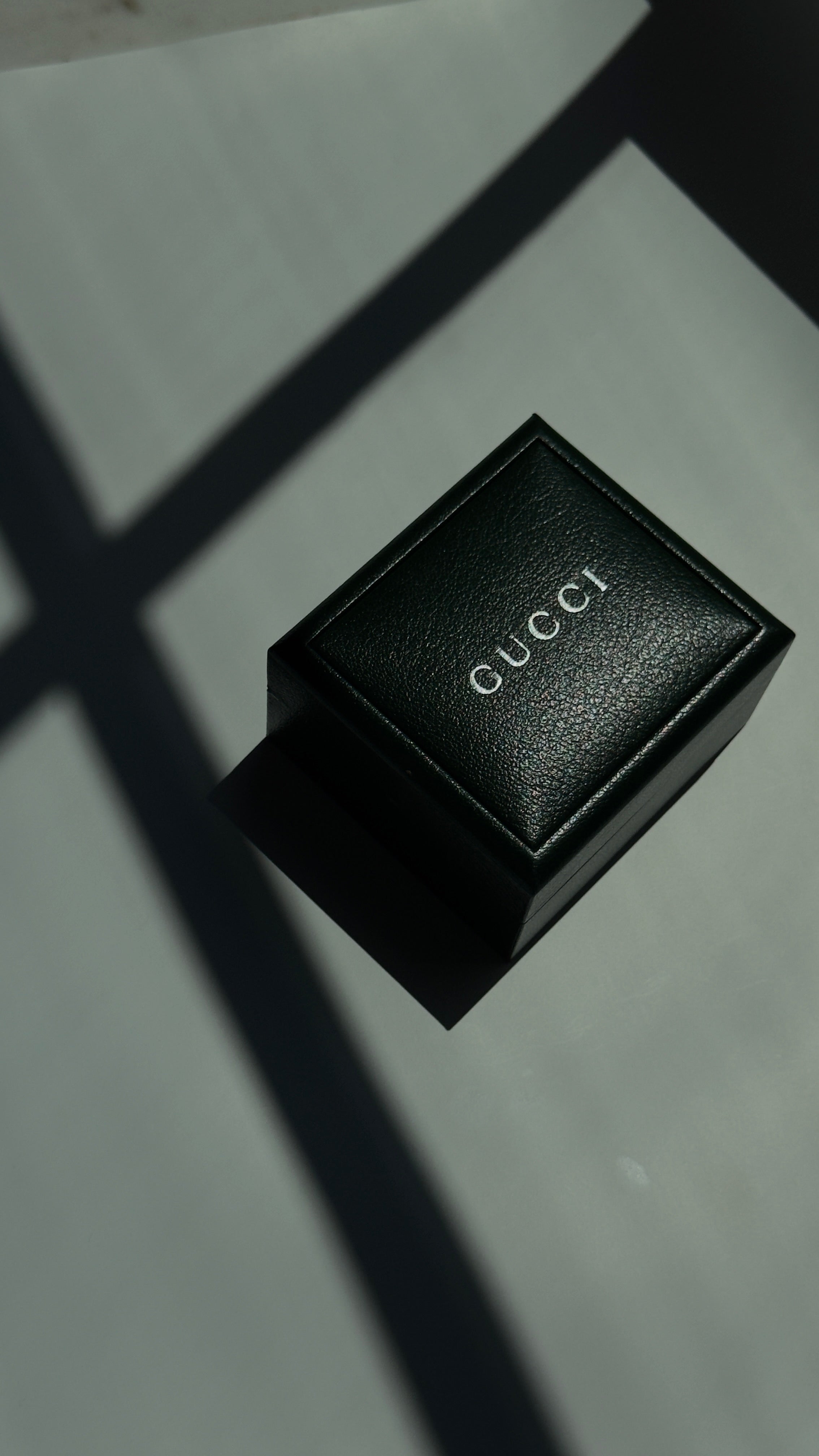 Vintage Gucci Interchangeable Bezel Watch - Queen May