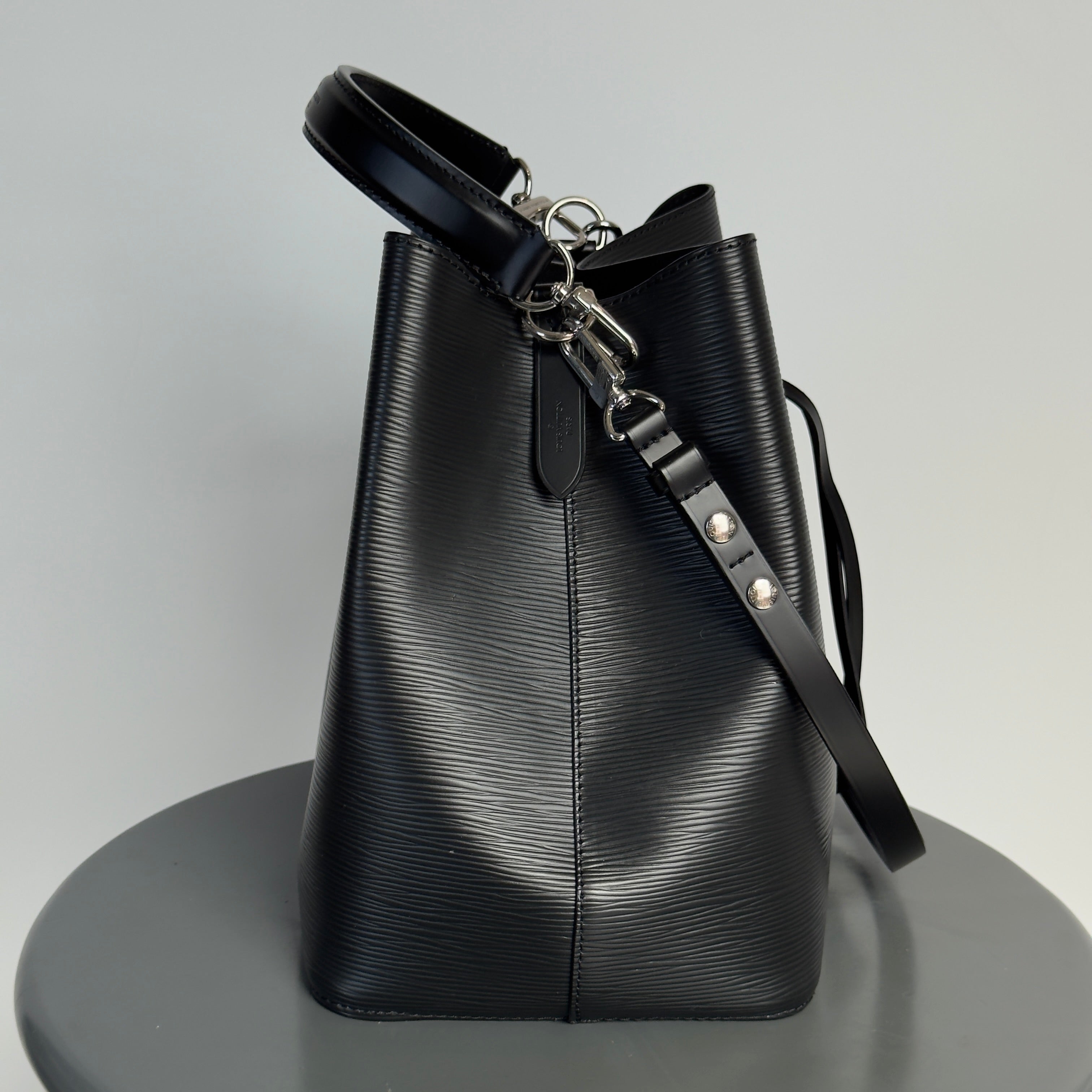 Louis Vuitton Black Epi Leather Noe Bucket Bag - Queen May