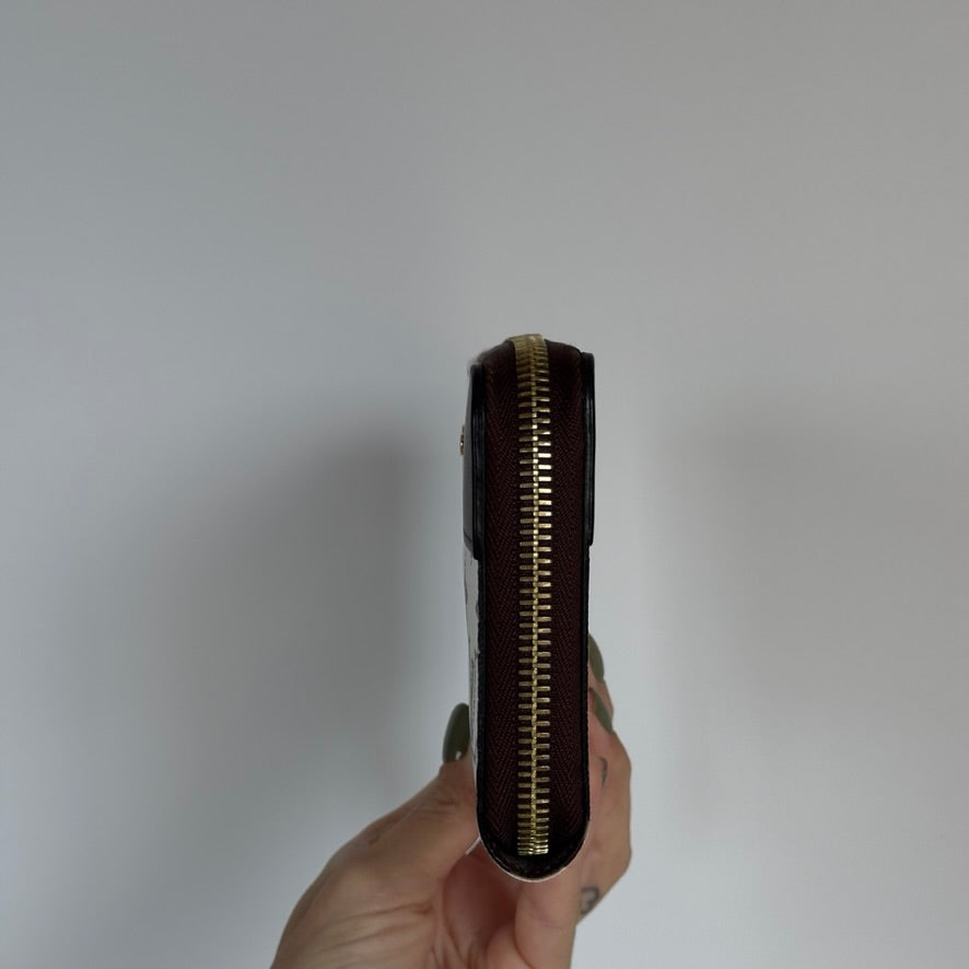 Louis Vuitton Black and White Monogram Gamma Zippy Wallet - Queen May