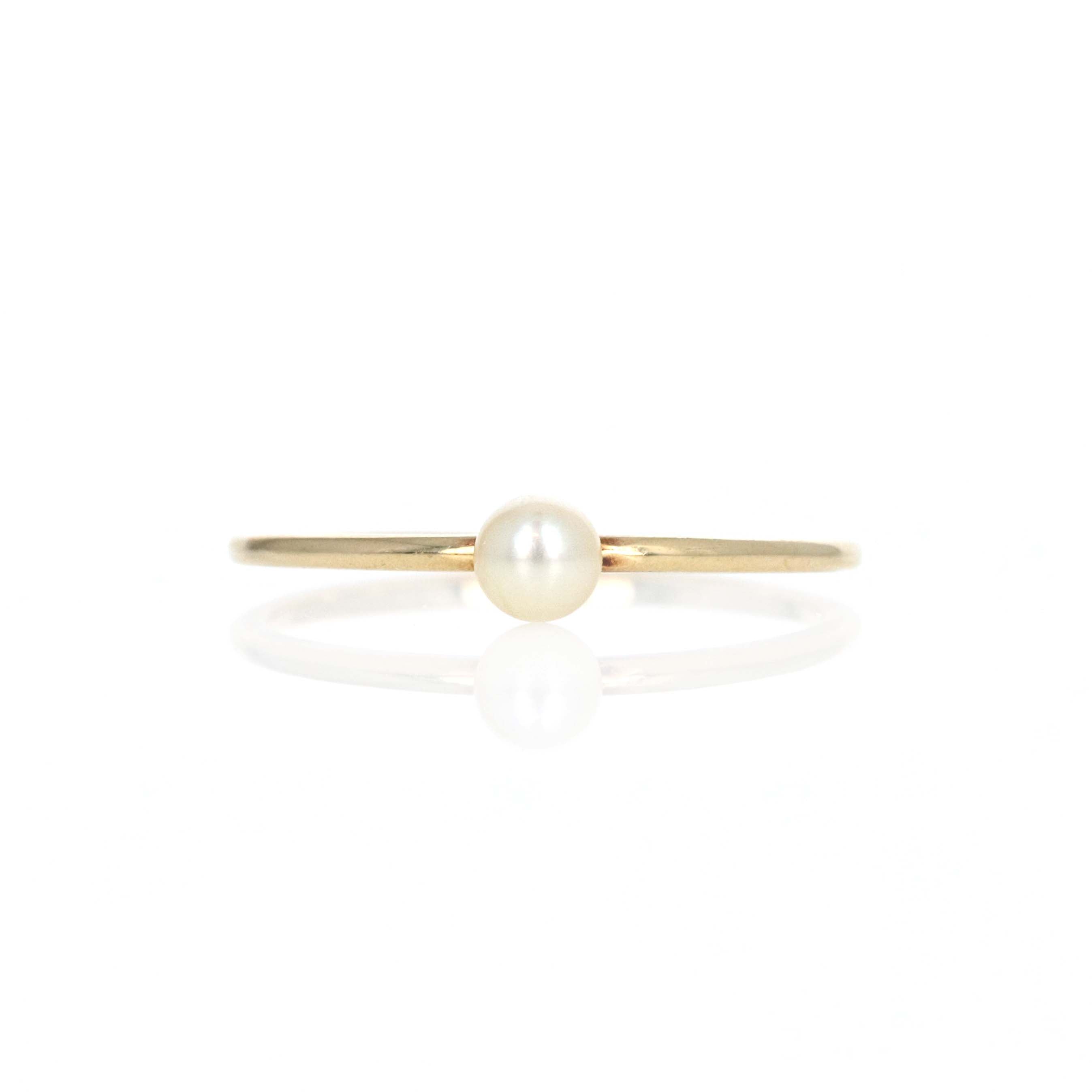 14K Yellow Gold Pearl Ring - Queen May
