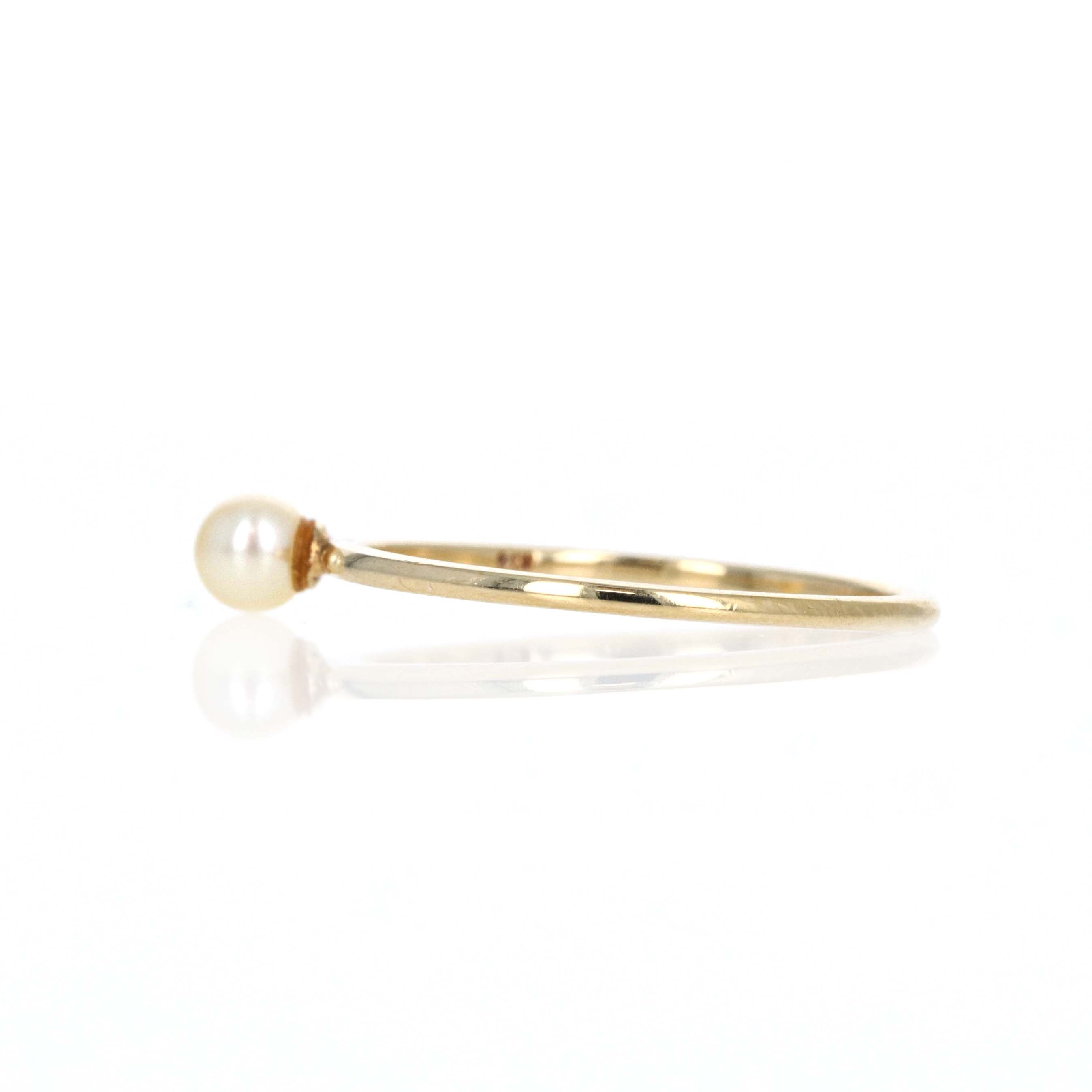 14K Yellow Gold Pearl Ring - Queen May
