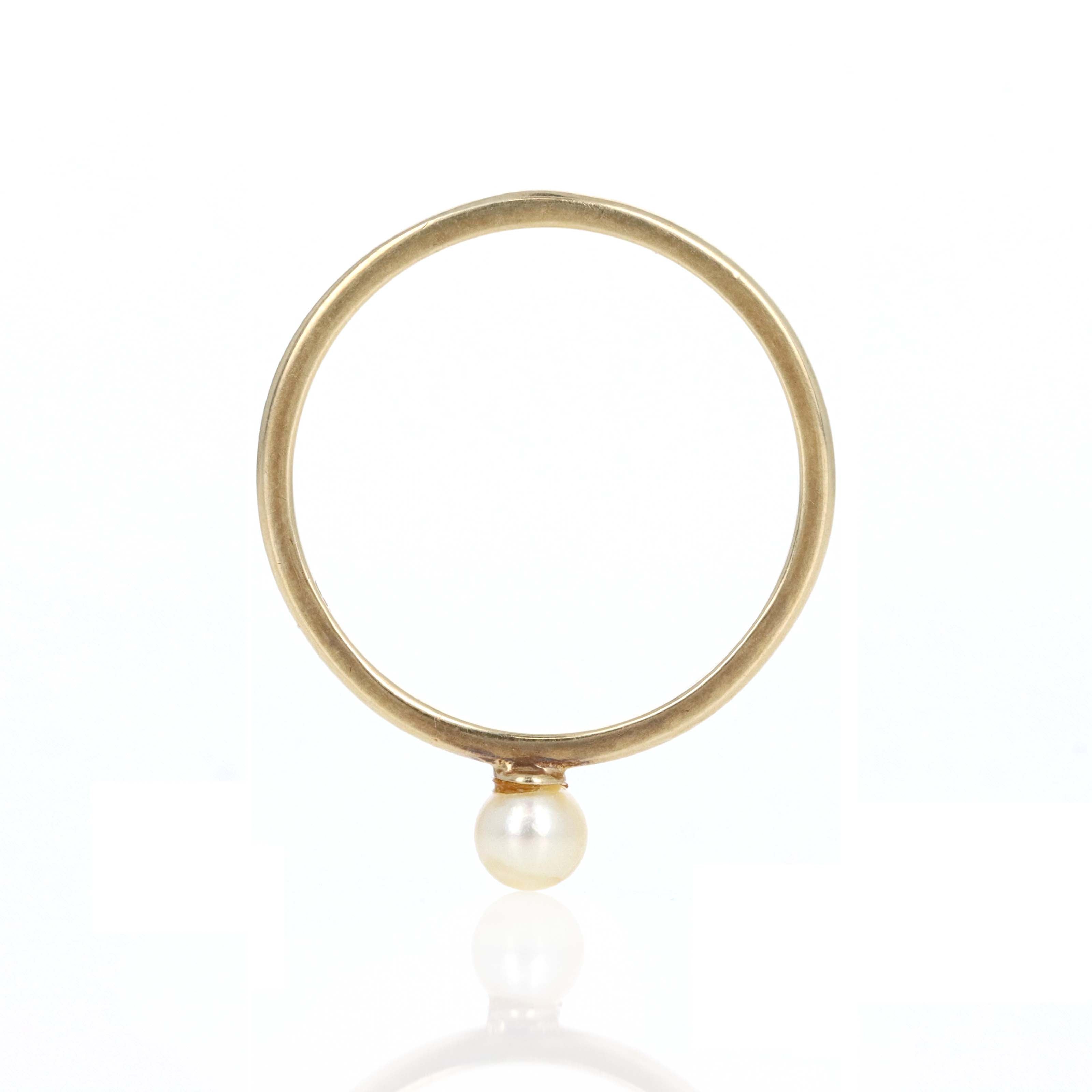 14K Yellow Gold Pearl Ring - Queen May
