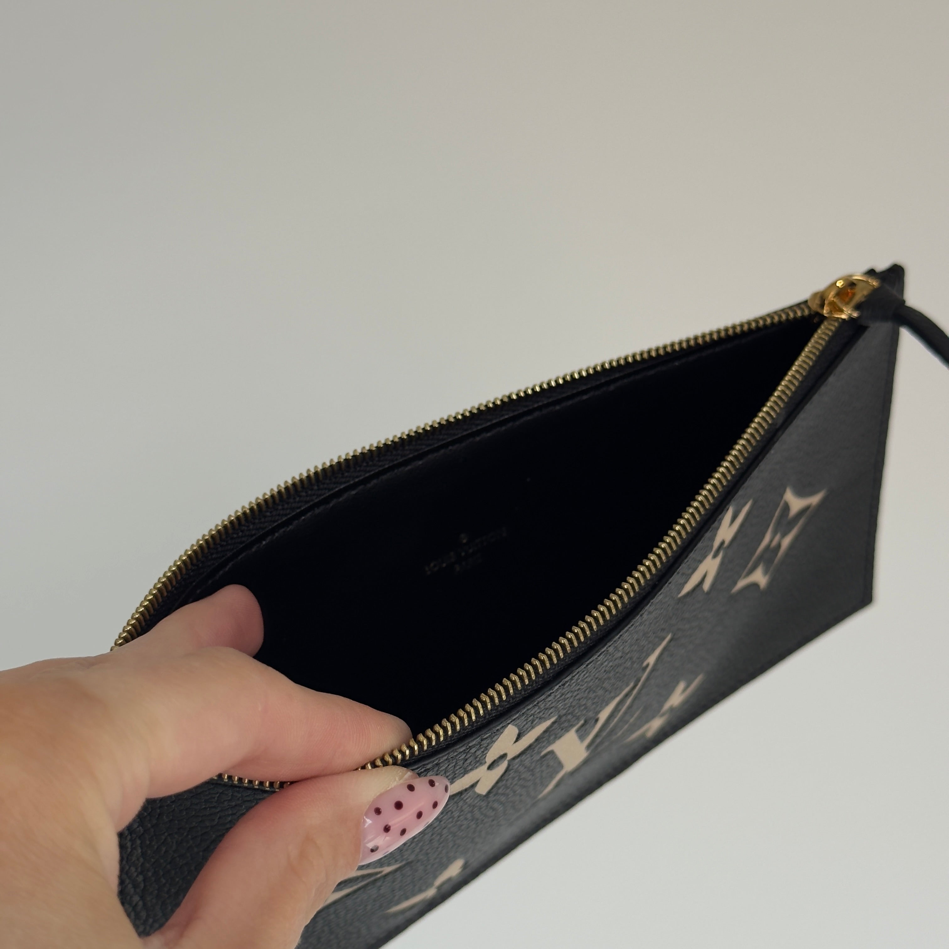 Louis Vuitton Felicie Pochette Black