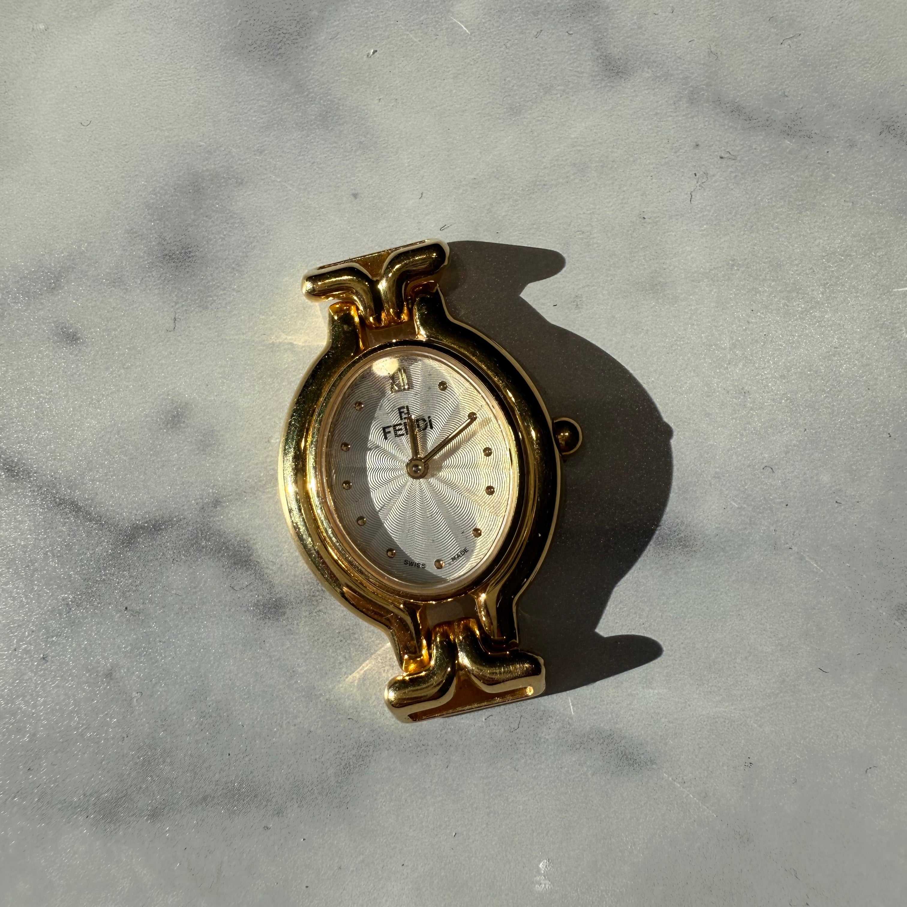 Fendi 640L Chameleon Watch With Eight Interchangeable Straps - Queen May