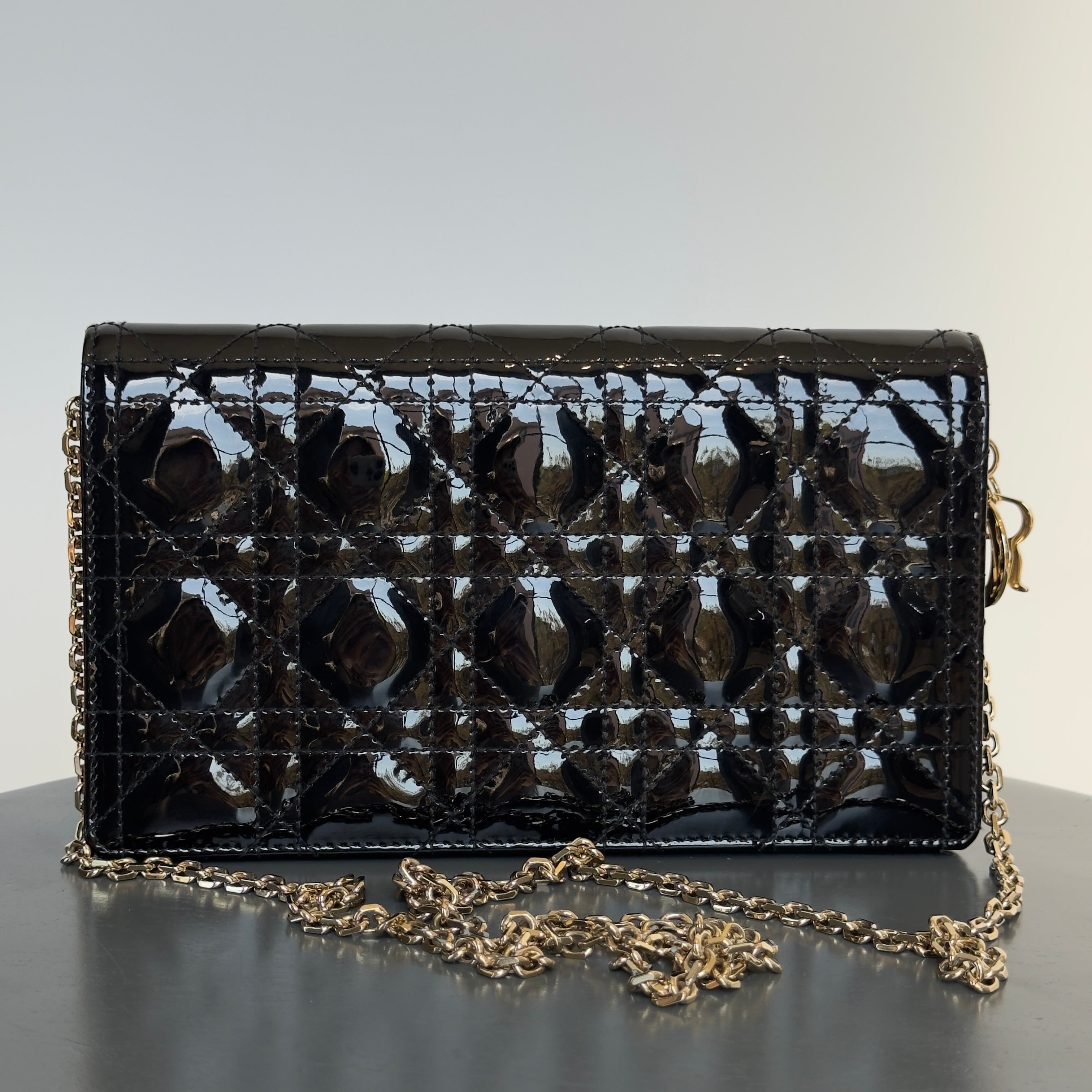 Dior Patent Wallet on Chain - Queen May