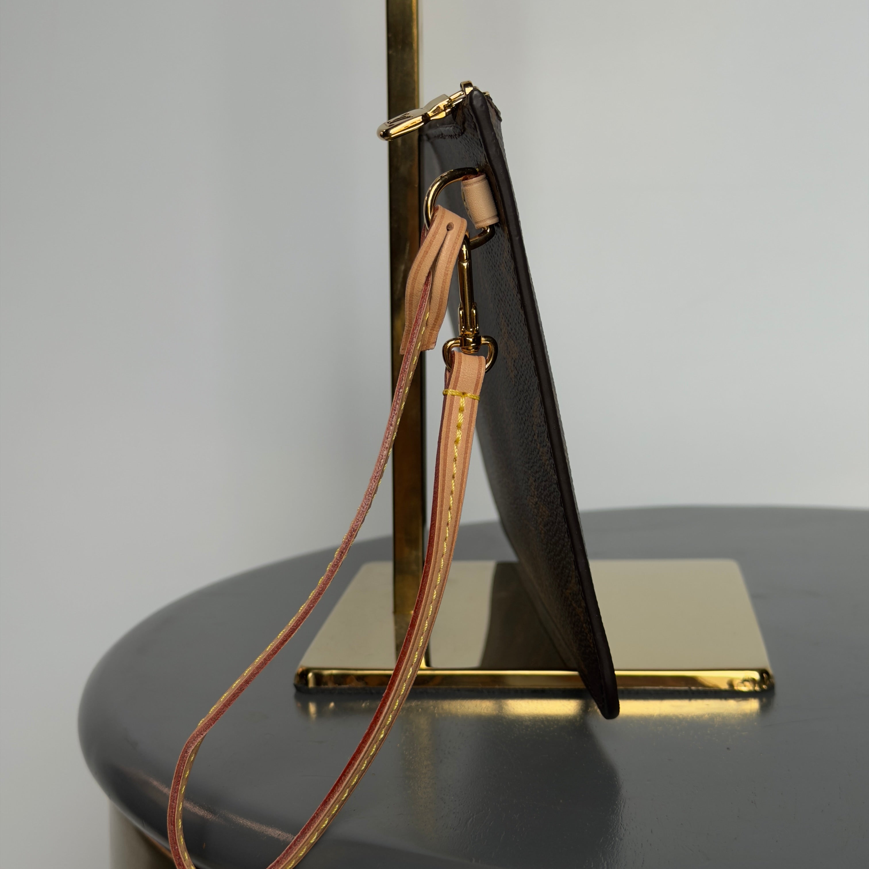 Louis Vuitton Monogram Neverfull Pochette