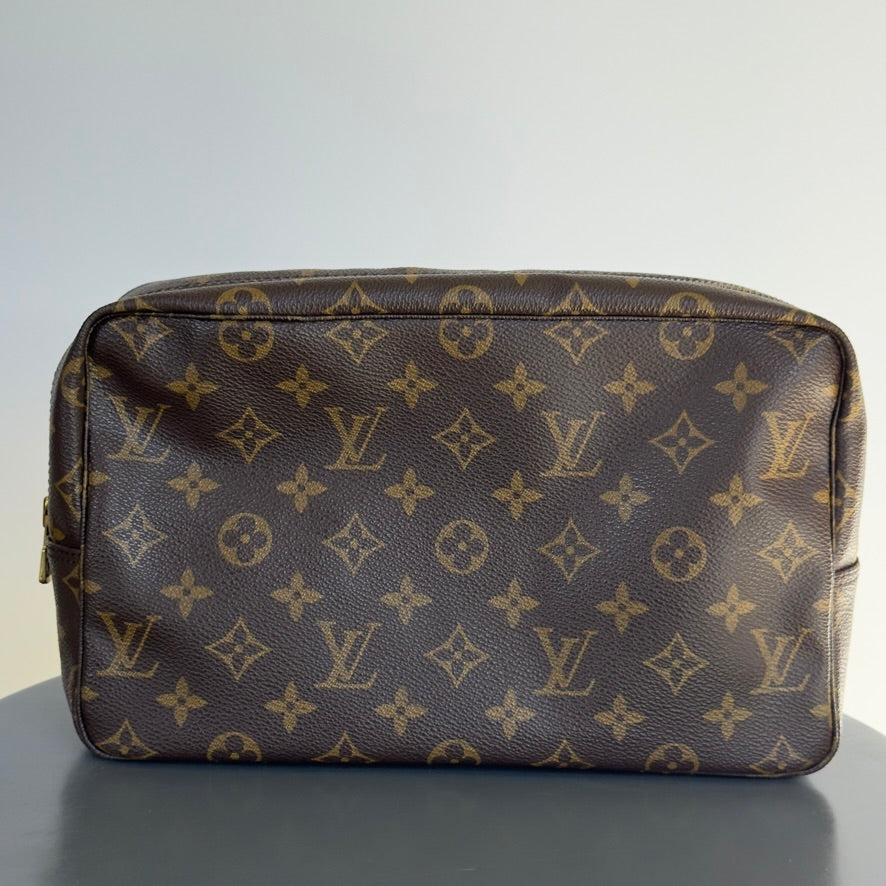 Louis Vuitton Monogram Trousse Toilette 28 - Queen May