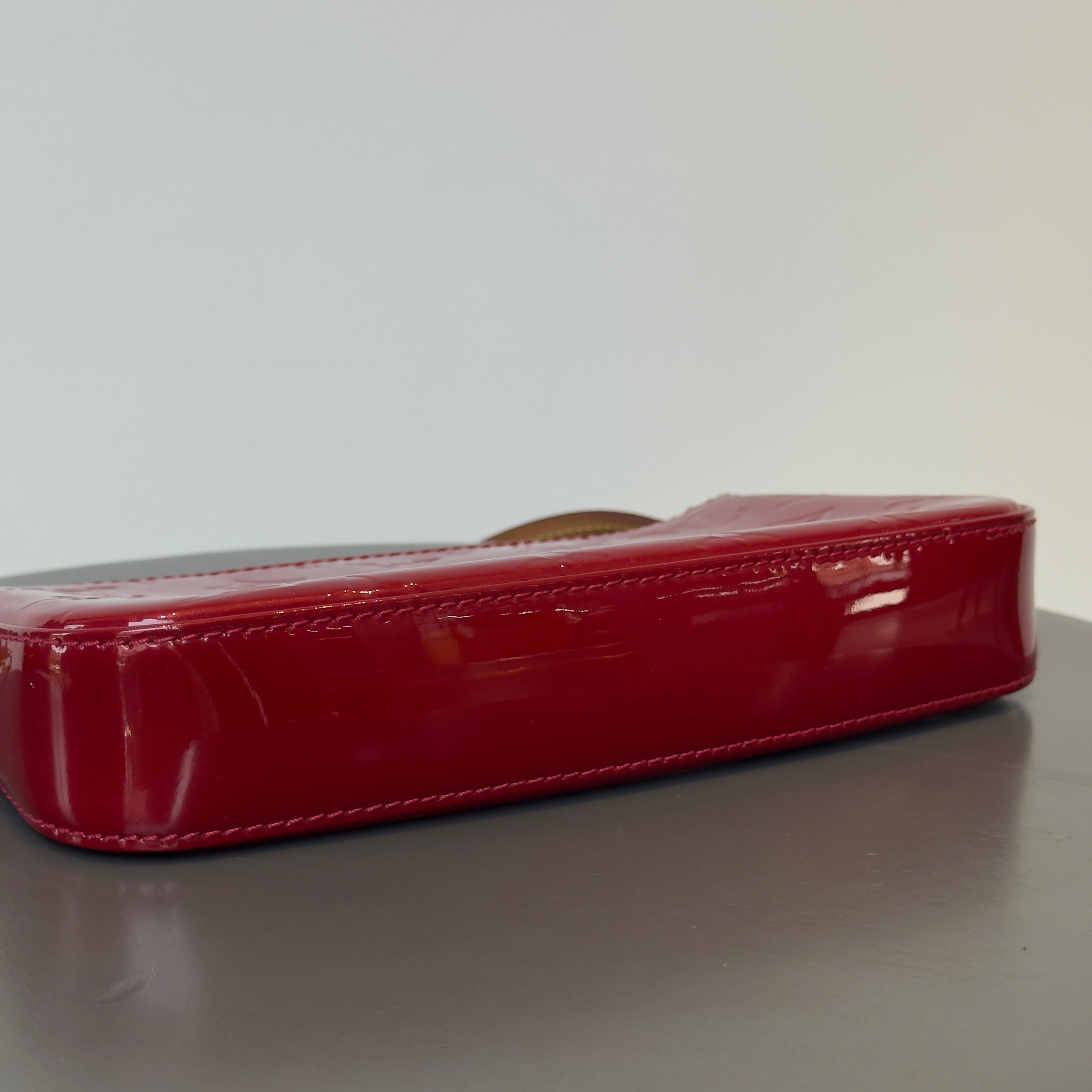 Louis Vuitton Monogram Vernis Pochette Red