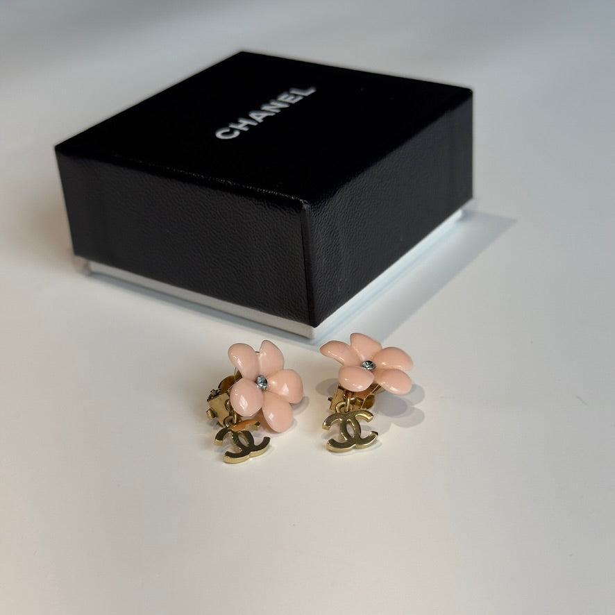 Chanel CC Flower Clip On Earrings 2005 - Queen May