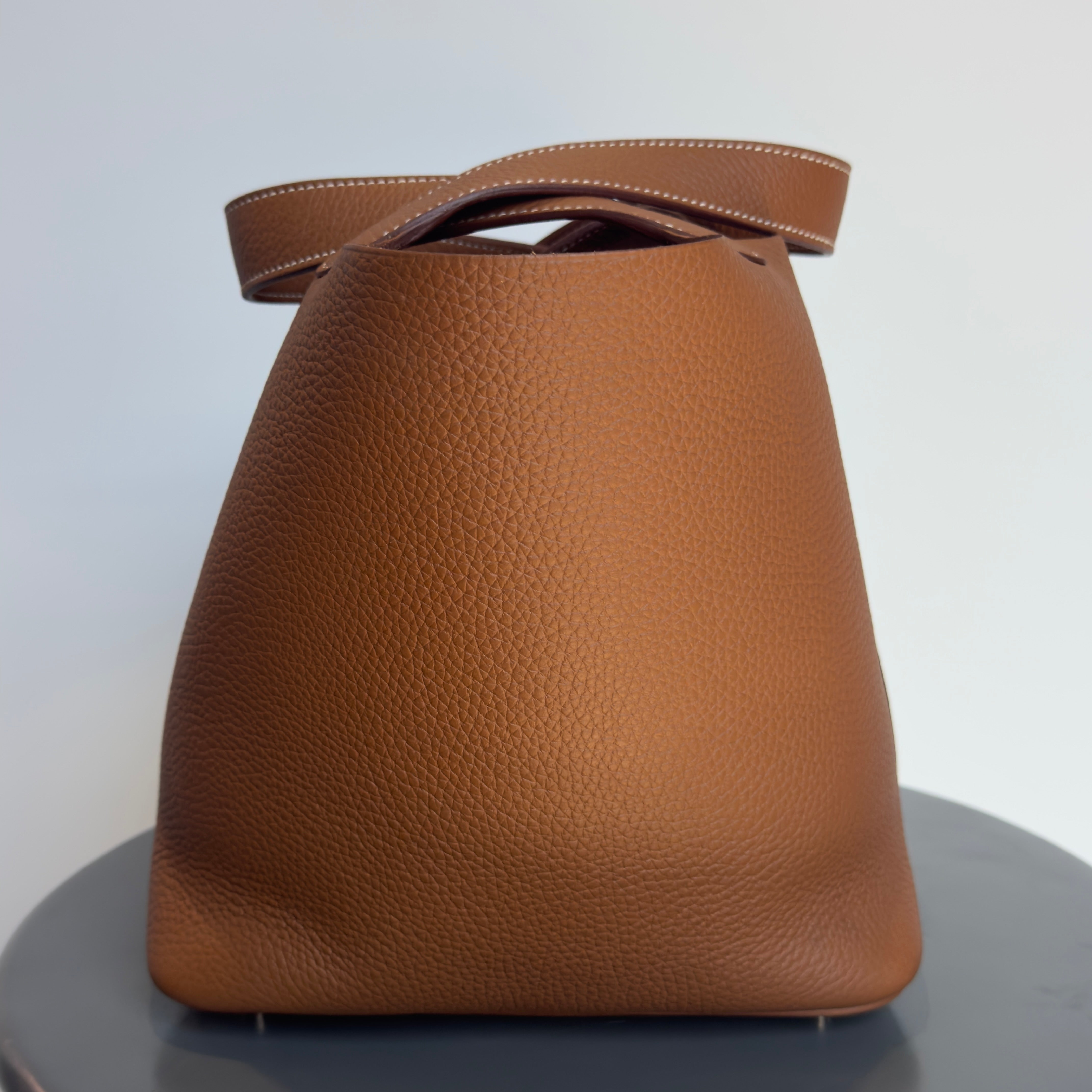 Hermes Clemence Picotin 22 Brown