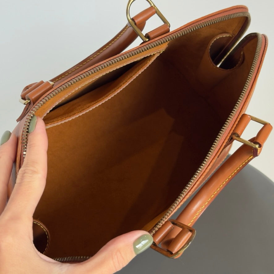 Louis Vuitton Epi Alma PM - Queen May