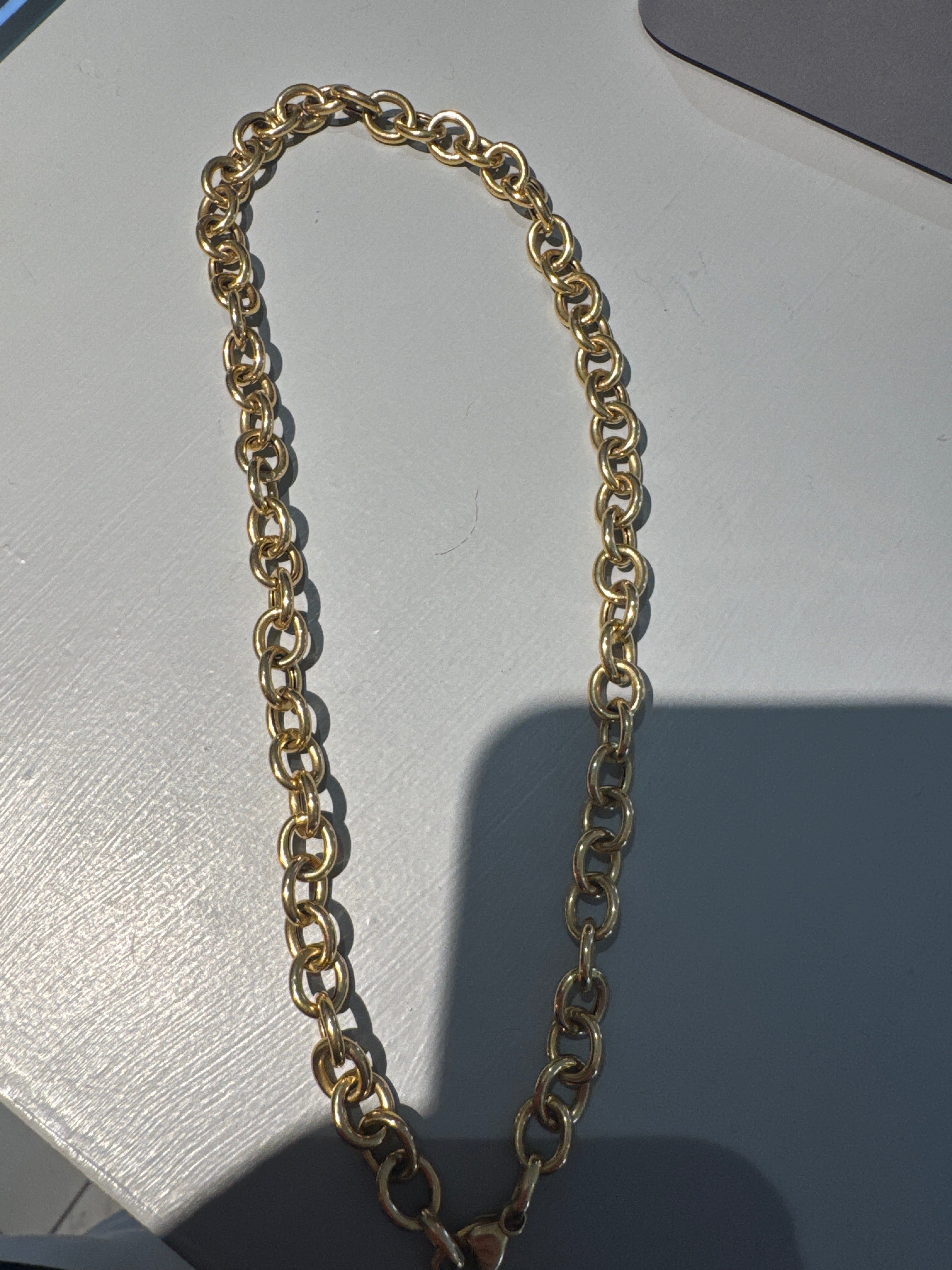 14k oval anchor link chain - Queen May