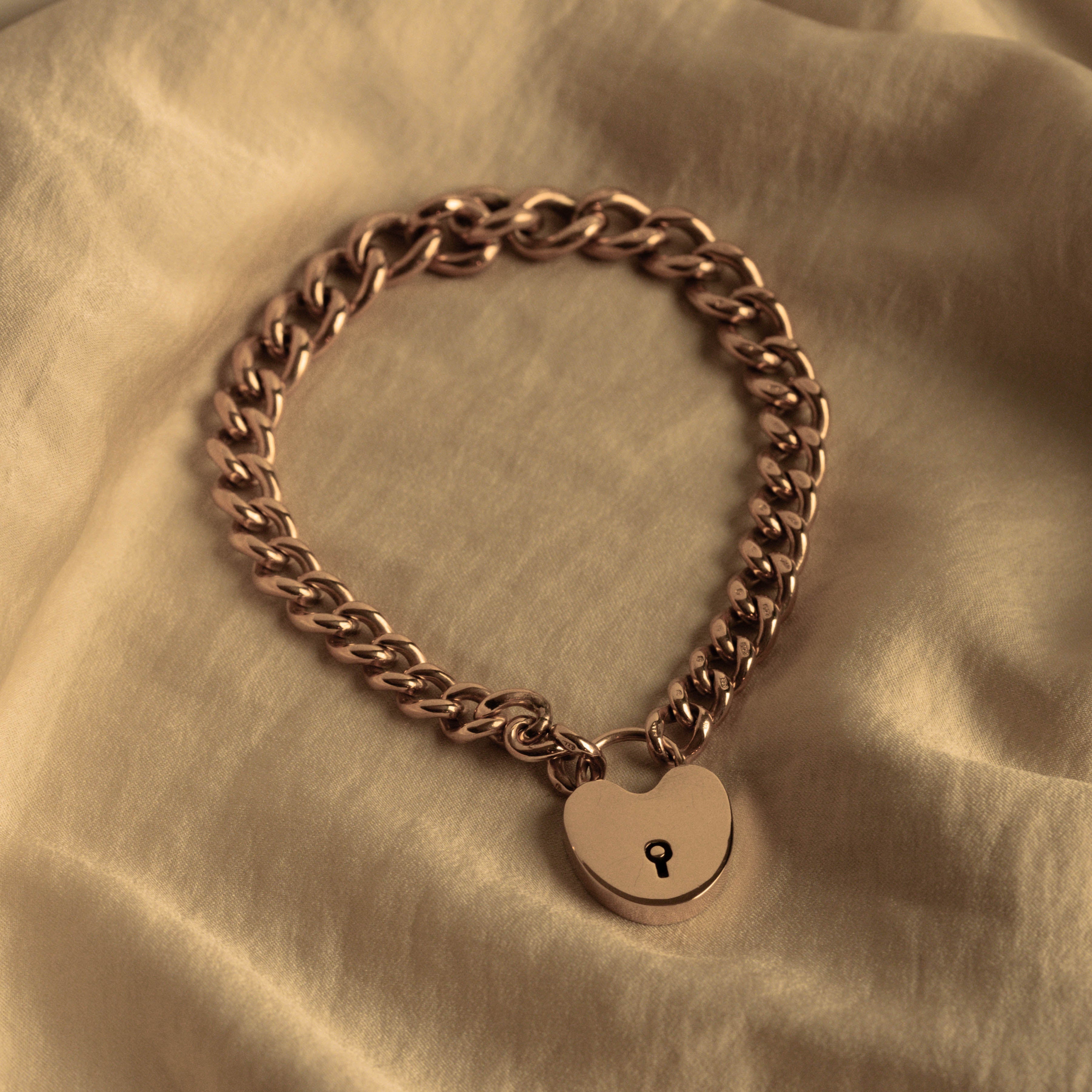 Victorian 9ct Rose Gold Heart Lock Curb Link Bracelet - Queen May