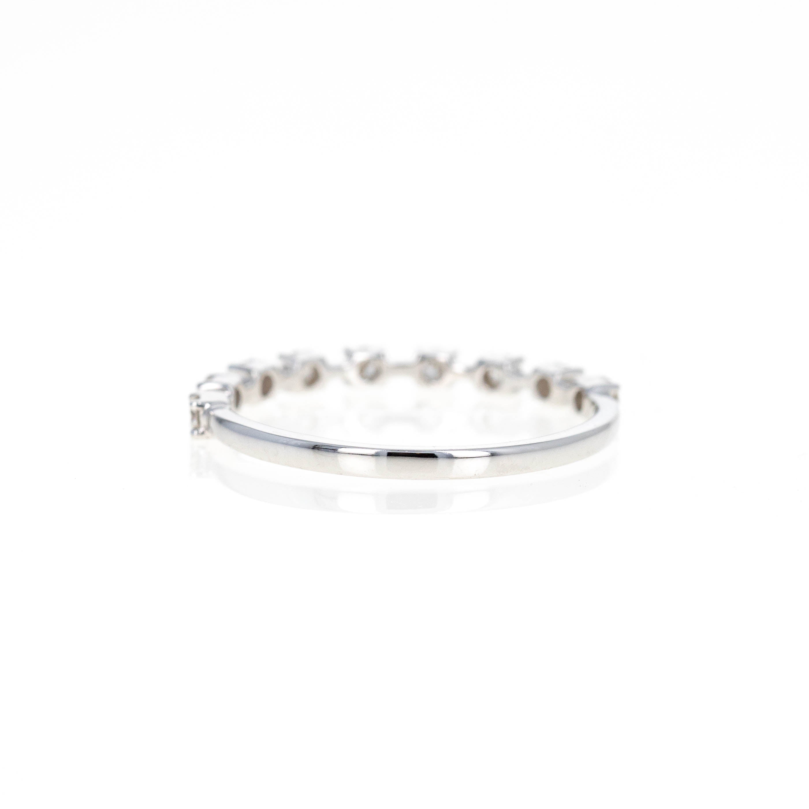 14K Gold 0.22 Carat Round Diamond Floating Band - Queen May